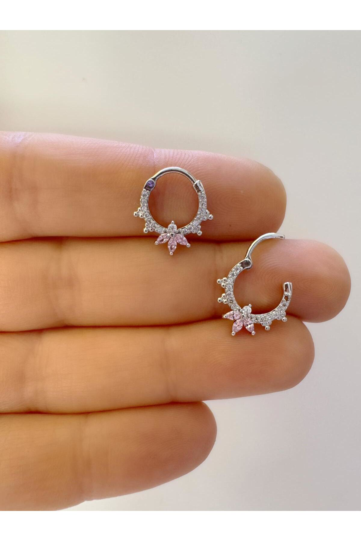 1 adet çelik PEMBE zirkon taşlı septum daith helix lobe uyumlu piercing Fiyatı, Yorumları ve Özellikleri