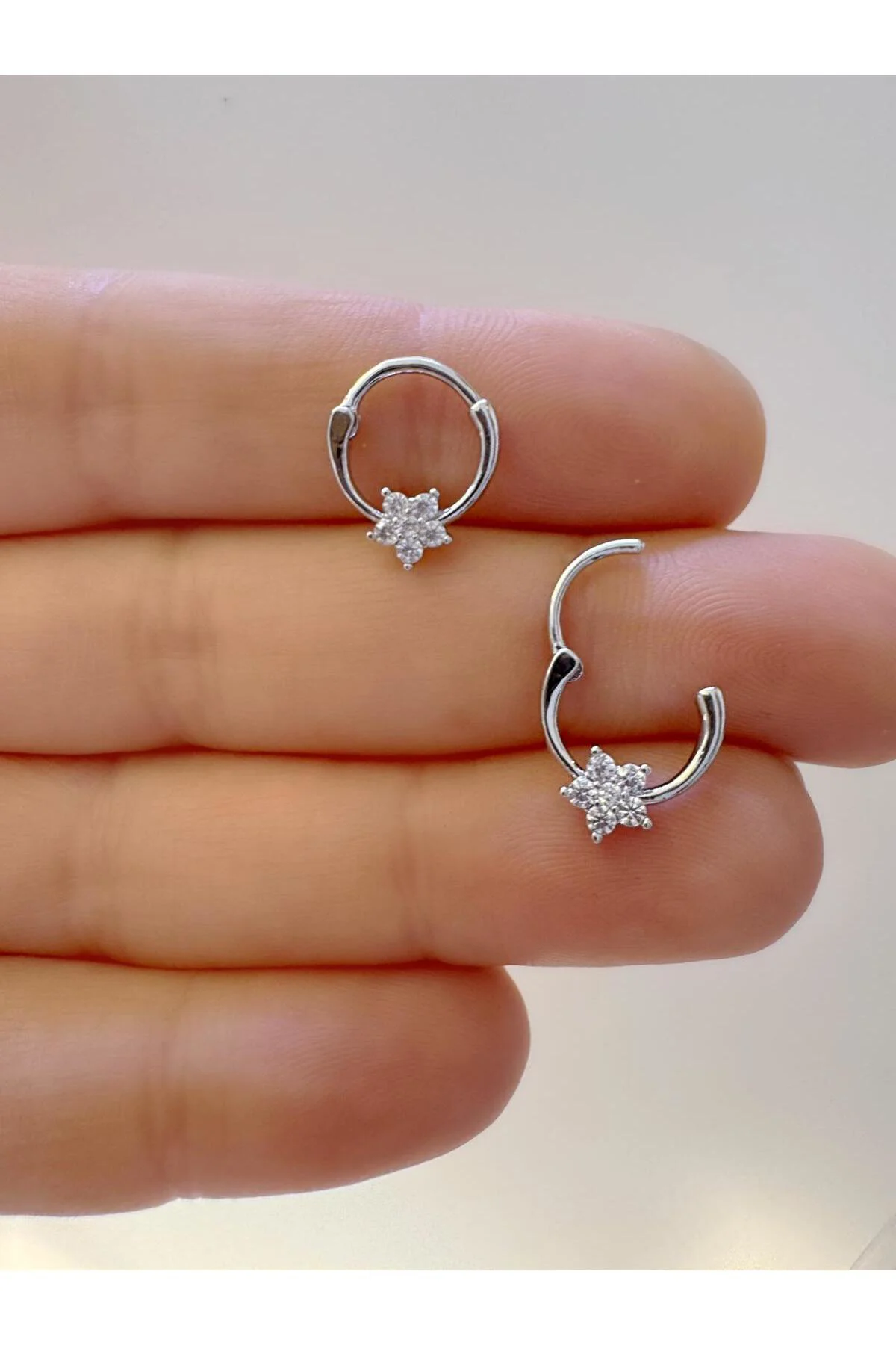 1 adet çelik zirkon taşlı septum daith helix lobe uyumlu piercing