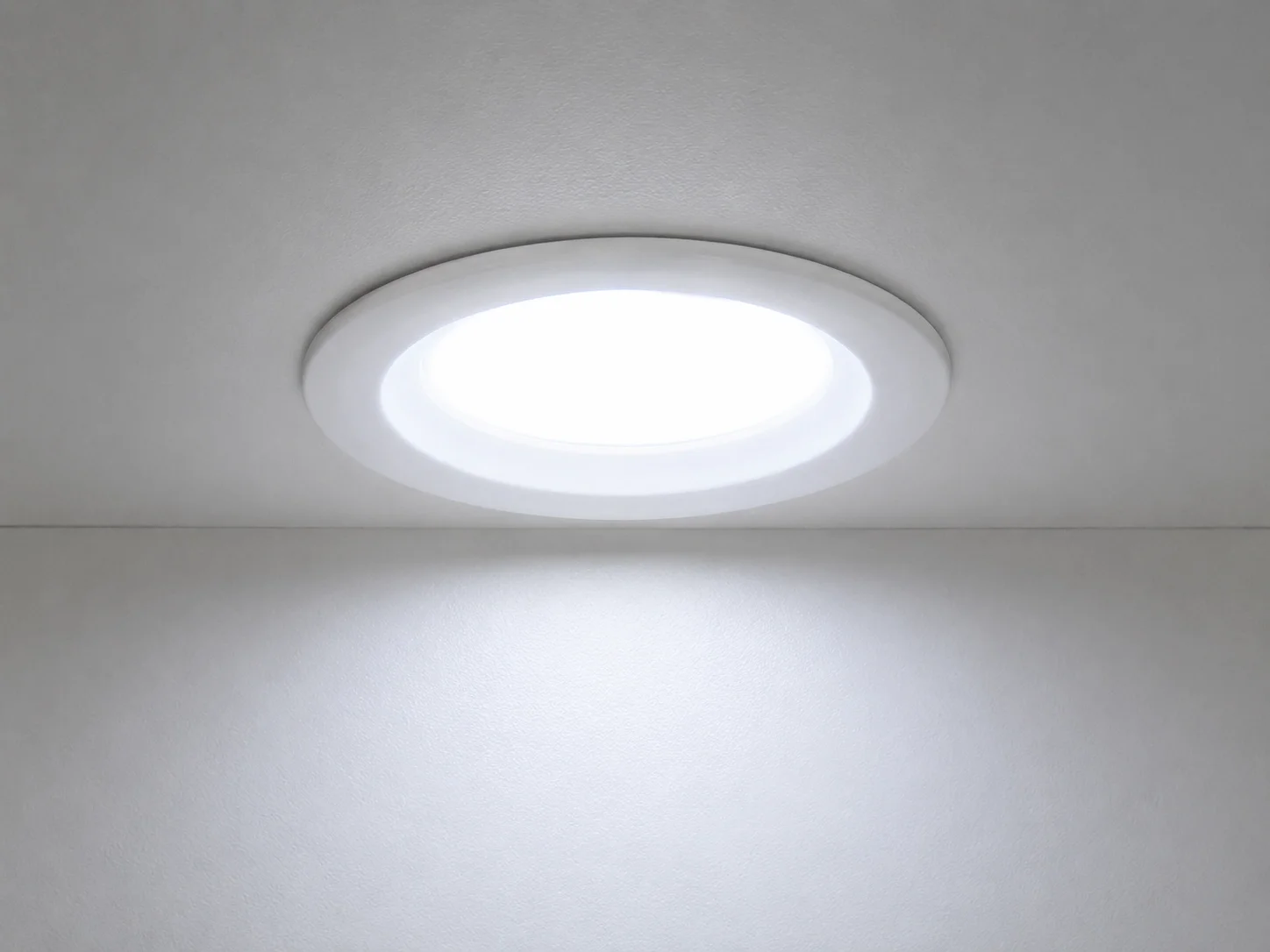1 Adet EDSON ED 6005 Sıva Altı 6W Aliminyum Kasa Led Spot 6400K Beyaz Işık