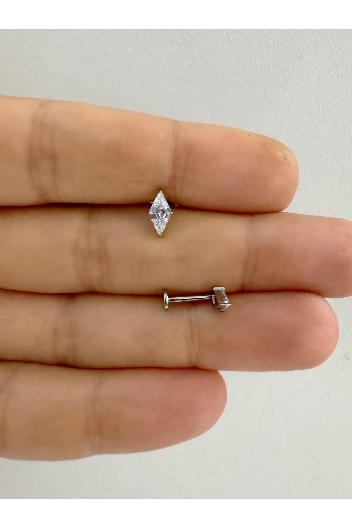 1 ADET G23 TİTANİUM ( TİTANYUM) ZİRKON TAŞLI   TRAGUS HELİX CONCH