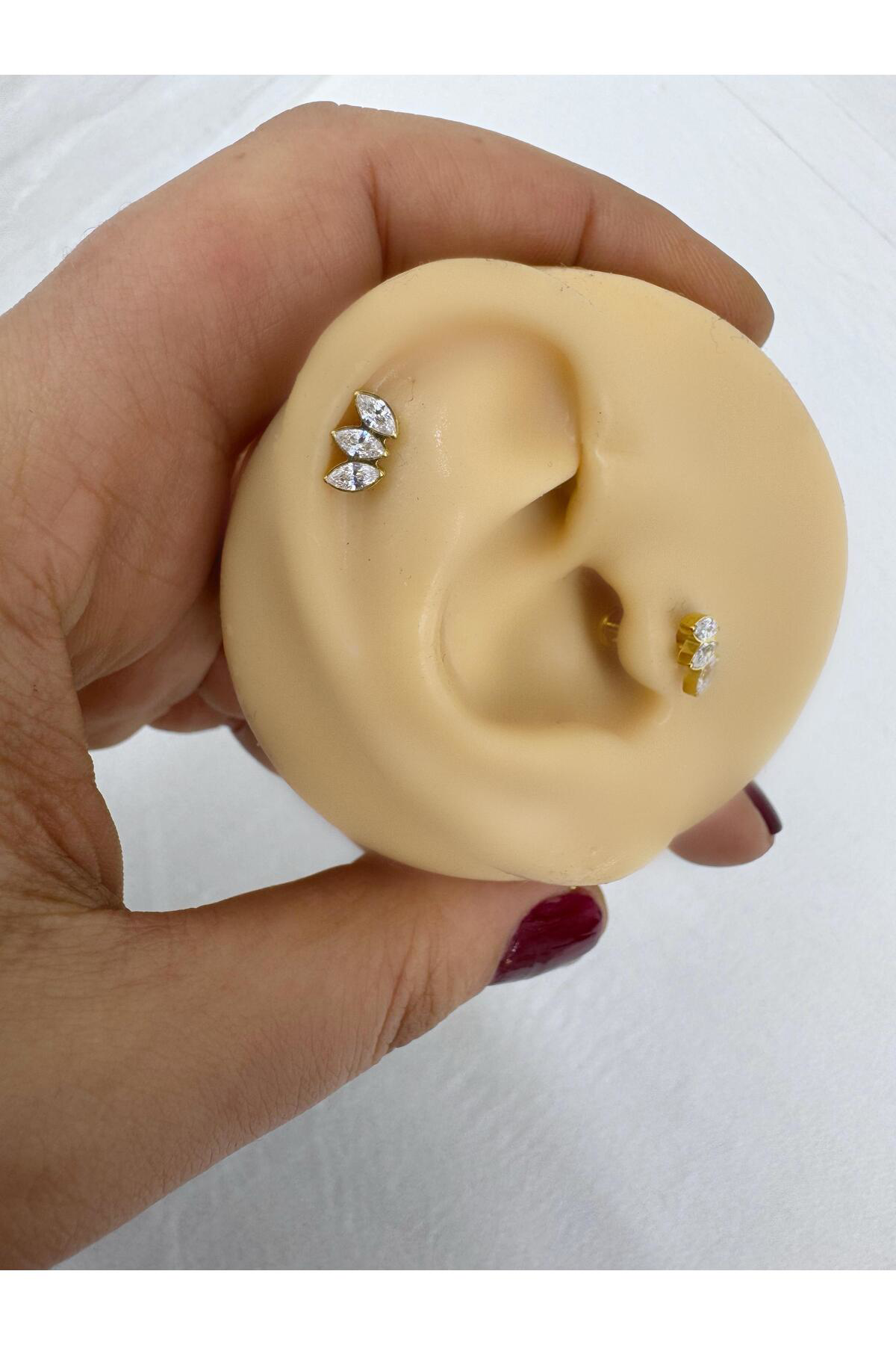1 adet G23 TİTANİUM ( TİTANYUM) HELİX TRAGUS CONCH UYUMLU PİERCİNG