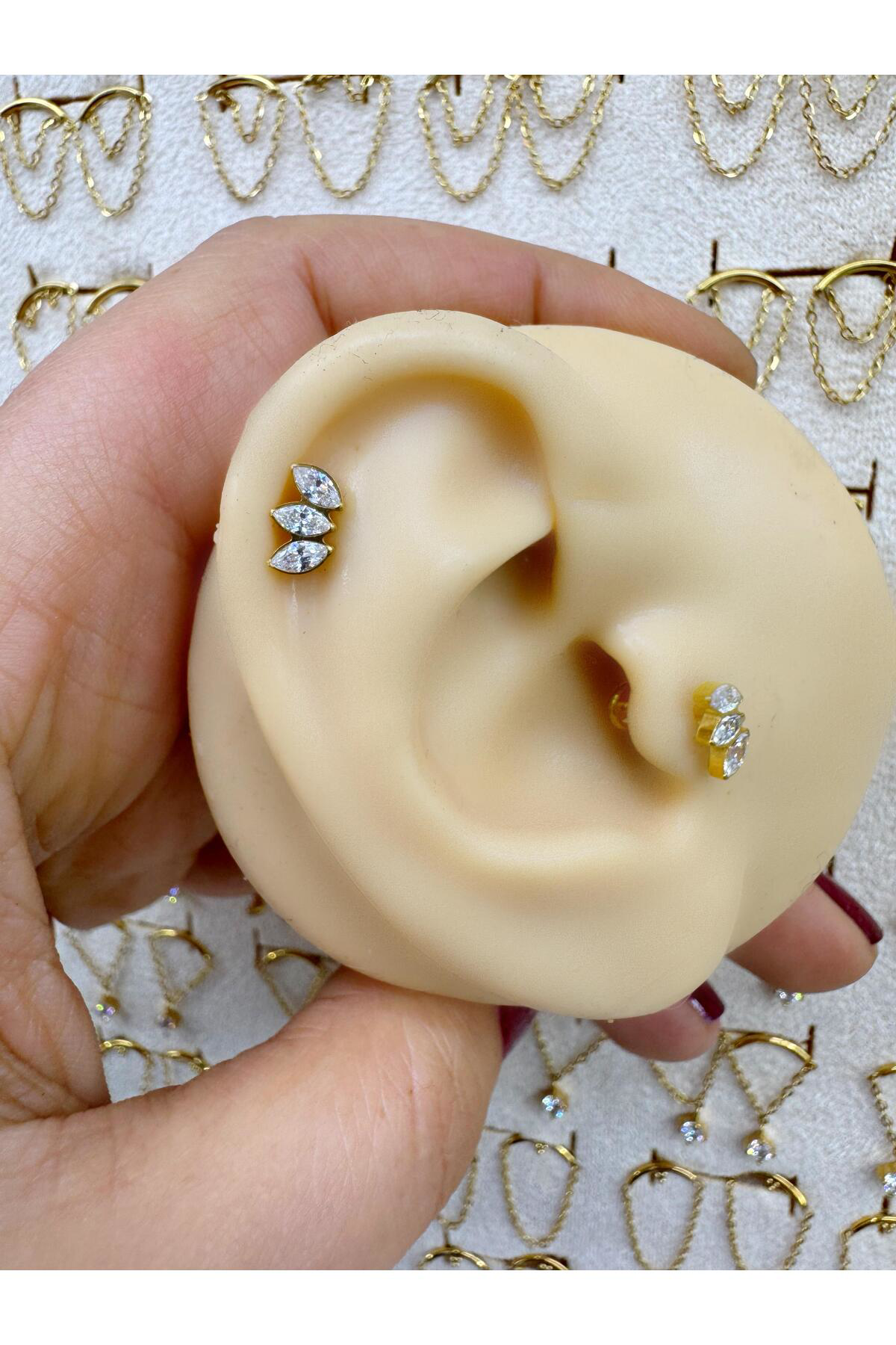 1 adet G23 TİTANİUM ( TİTANYUM) HELİX TRAGUS CONCH UYUMLU PİERCİNG