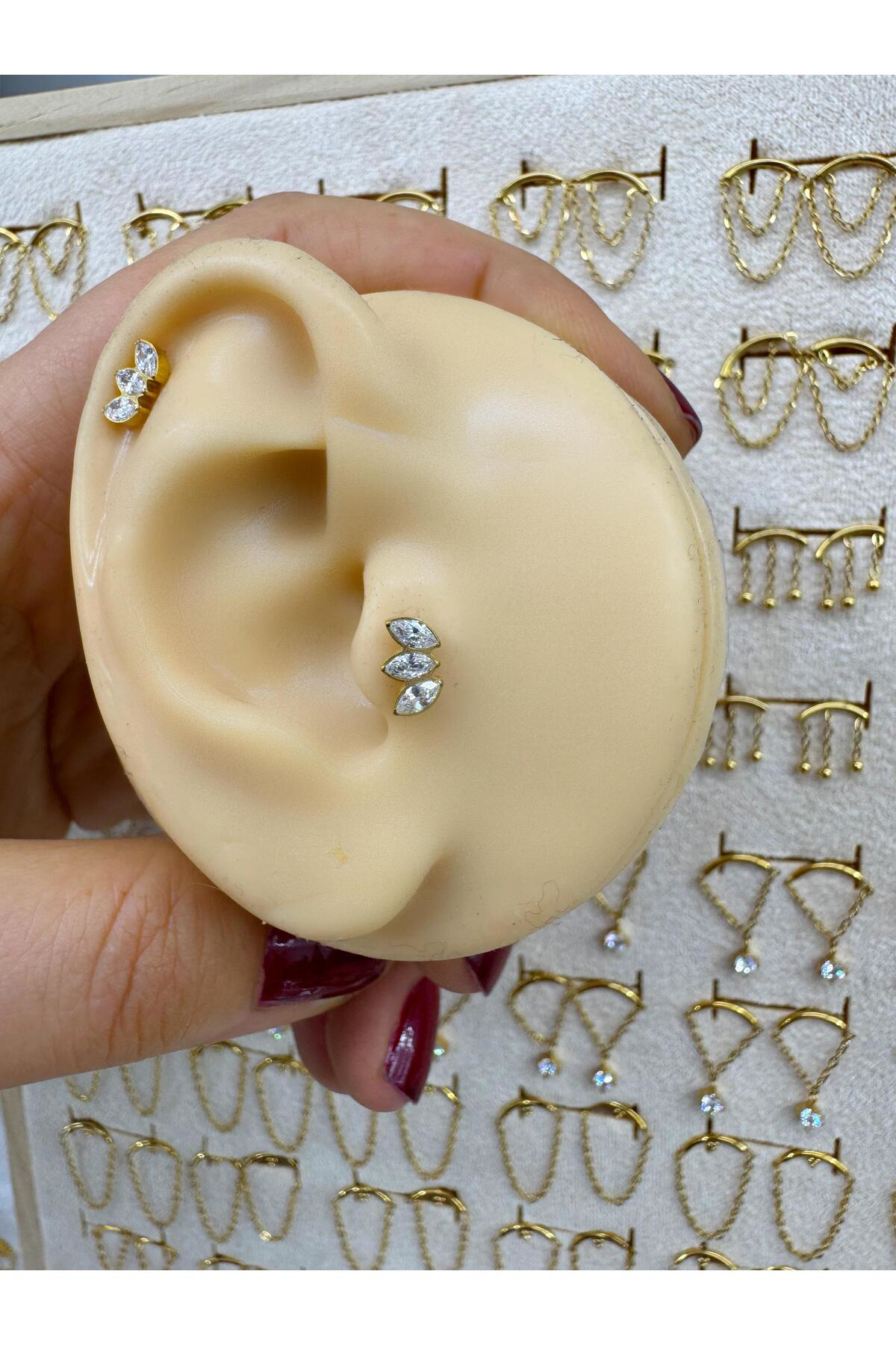 1 adet G23 TİTANİUM ( TİTANYUM) HELİX TRAGUS CONCH UYUMLU PİERCİNG