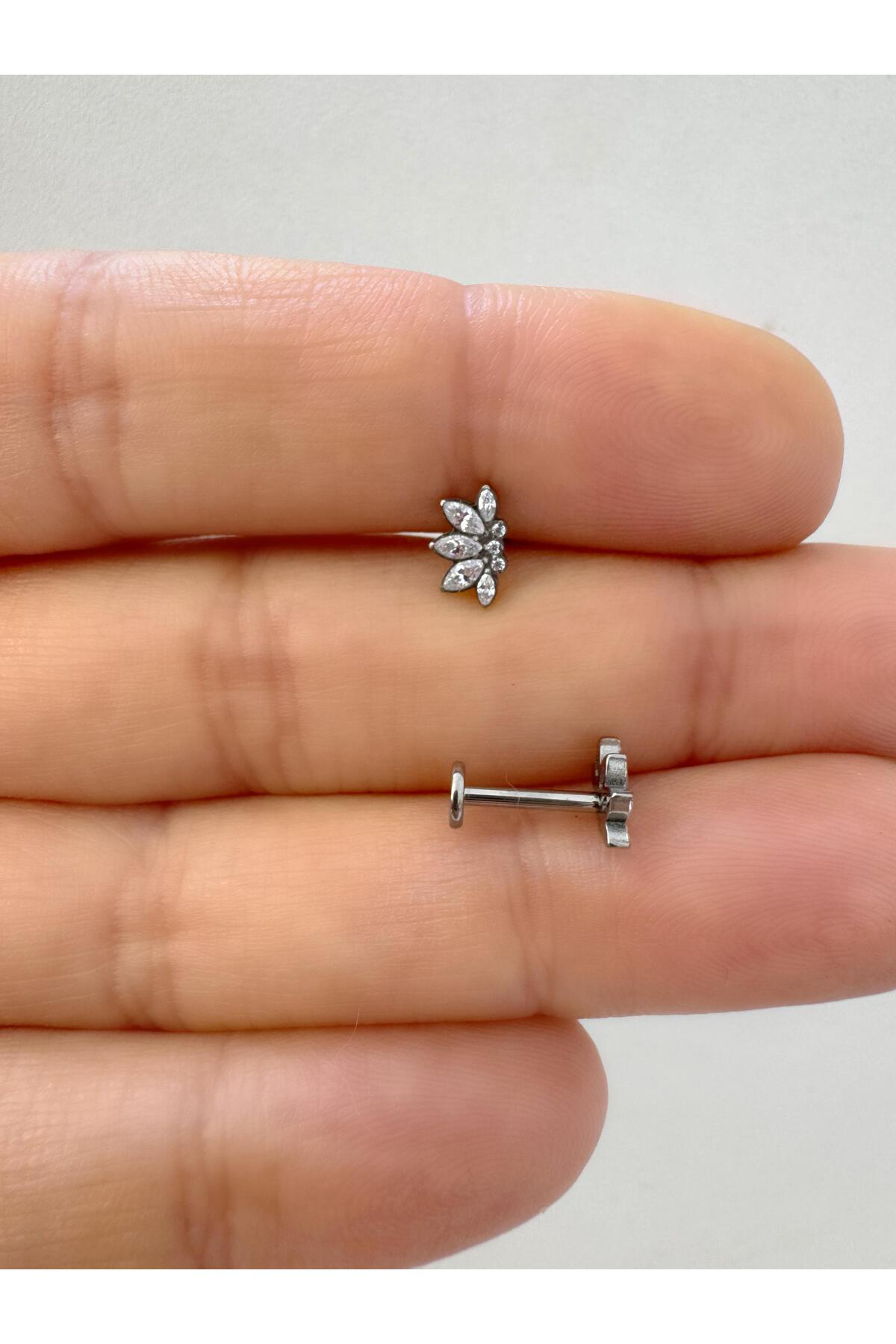 1 adet G23 TİTANİUM ( titanyum ) tragus helix kıkırdak uyumlu piercing
