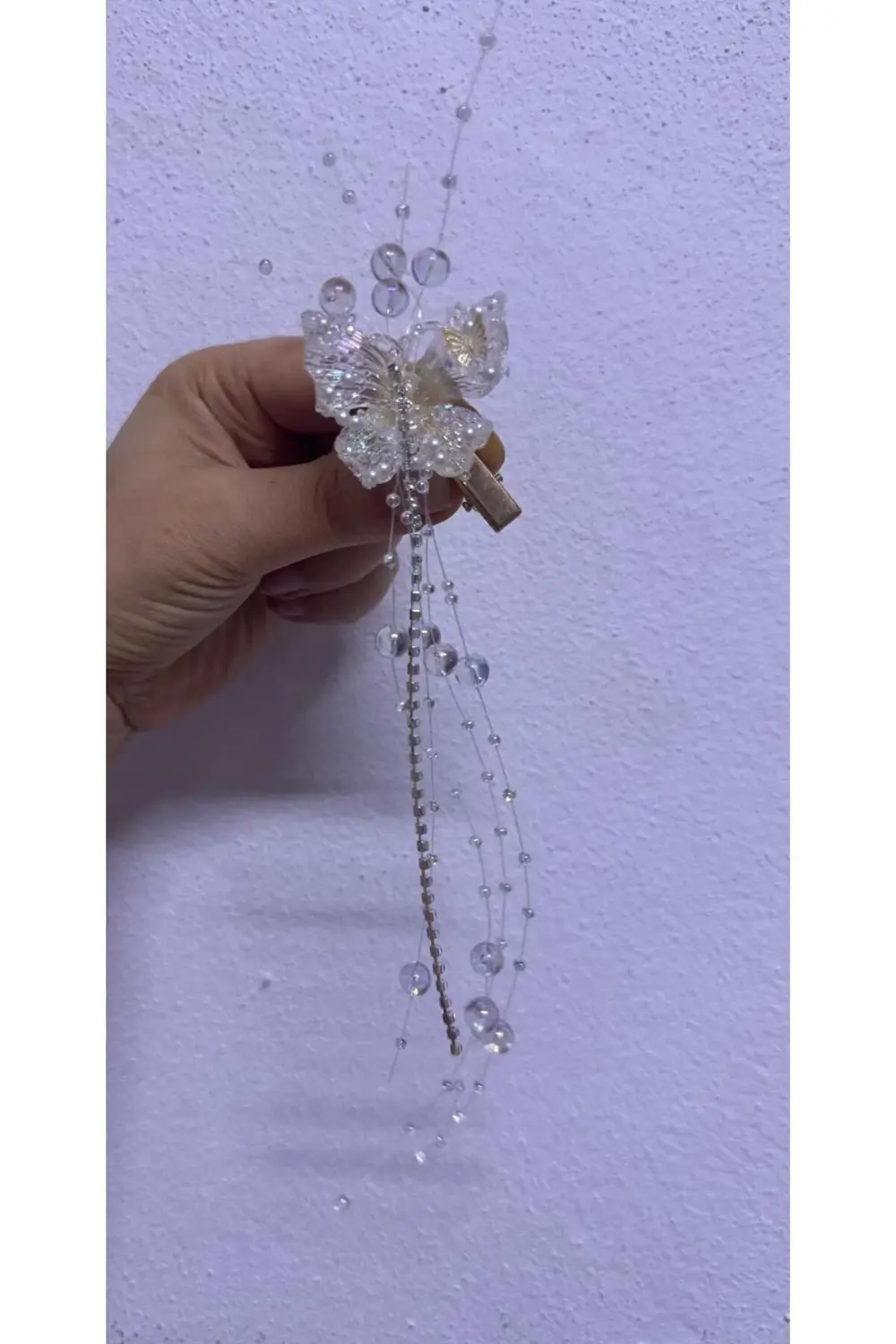 1 ADET KELEBEKLİ SU YOLU TAŞLI IŞILTILI YAN PENS TOKA