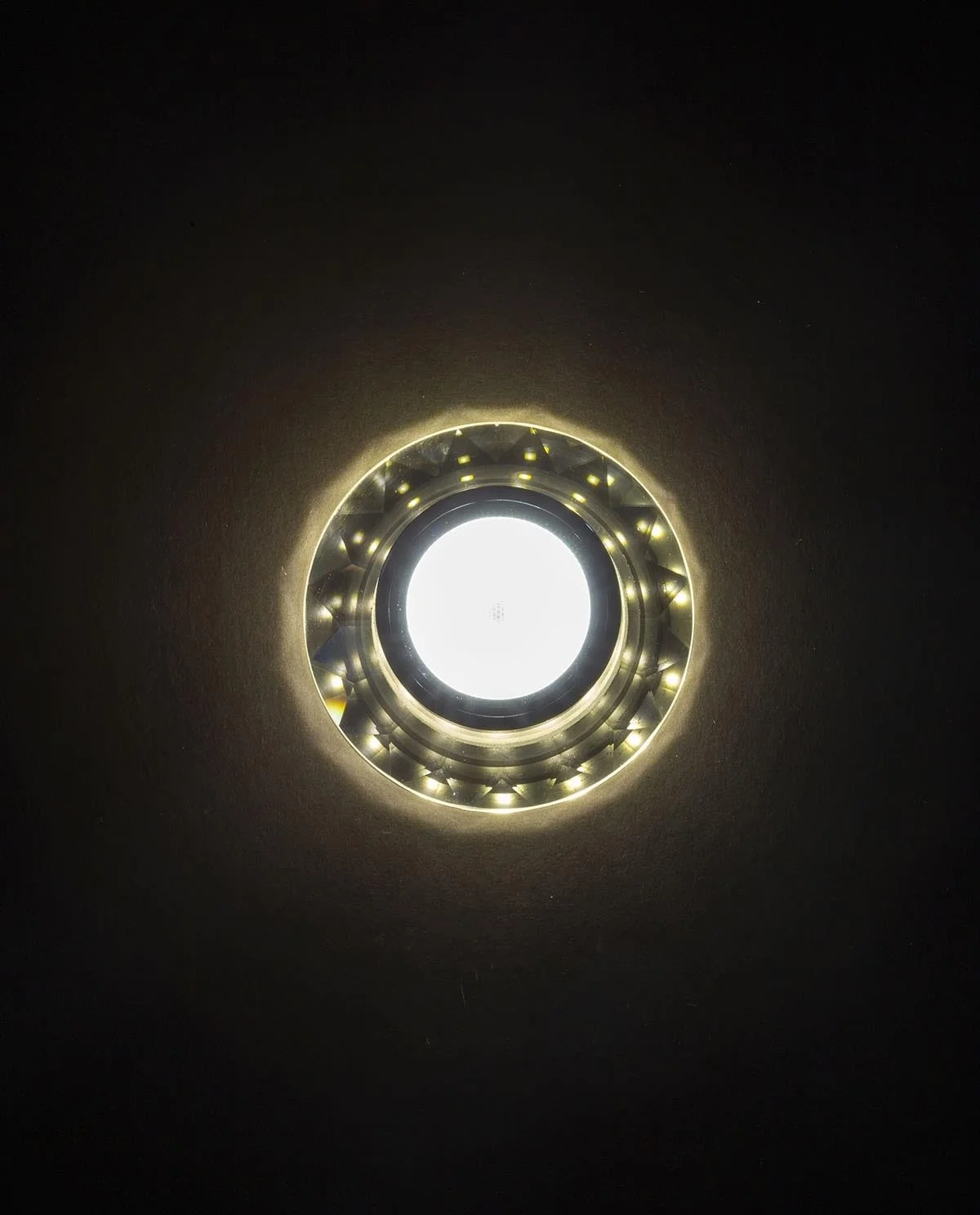 1 Adet NOAS YL65 1677 Hektor Led Çerçeveli 4000K Kristal Cam Spot Kasa