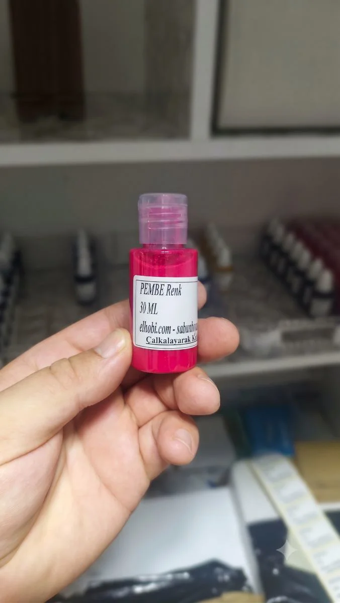 1 adet Sabun Boyası veya Renklendirici - Pembe - 30 ML 1 adet Sabun Boyası veya Renklendirici - Pembe - 30 ML