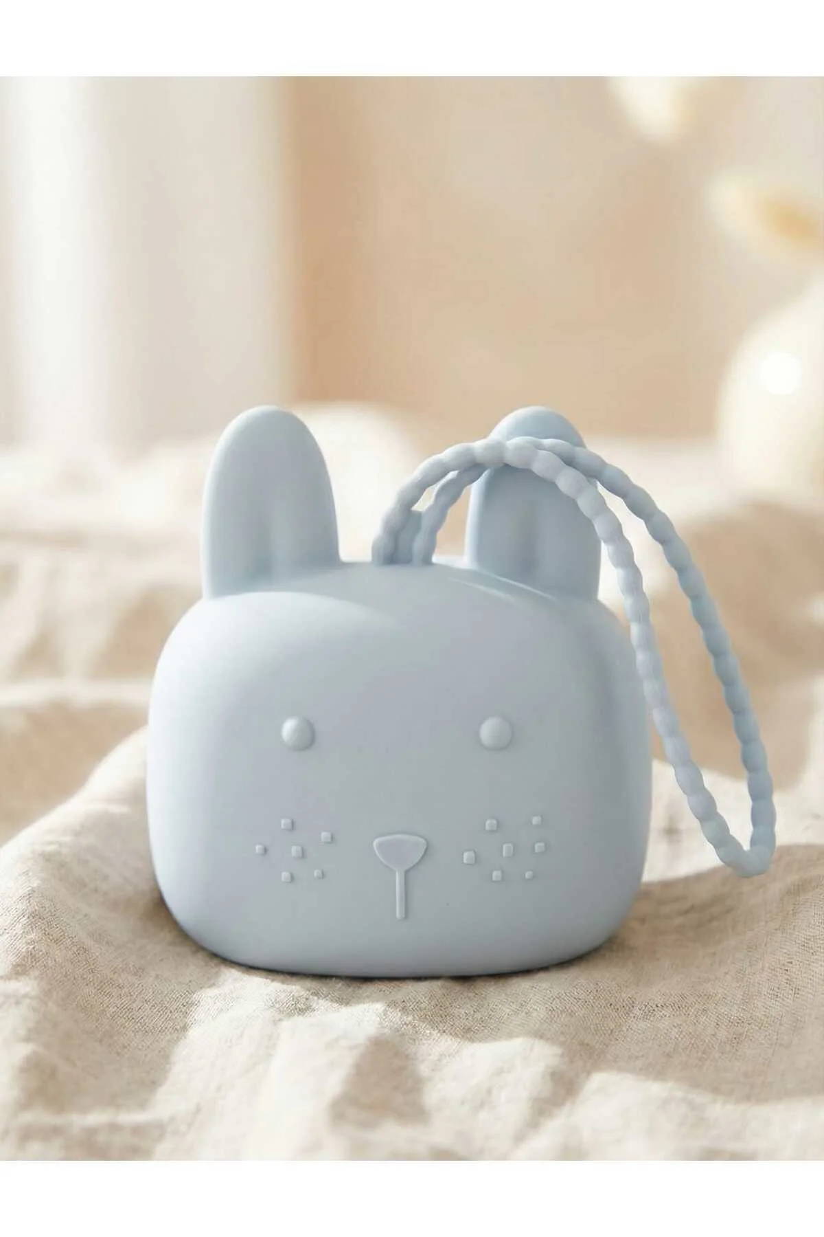 1 Adet Tavşan Figürlü Silikon Emzik Kılıfı Kutusu (Mavi)