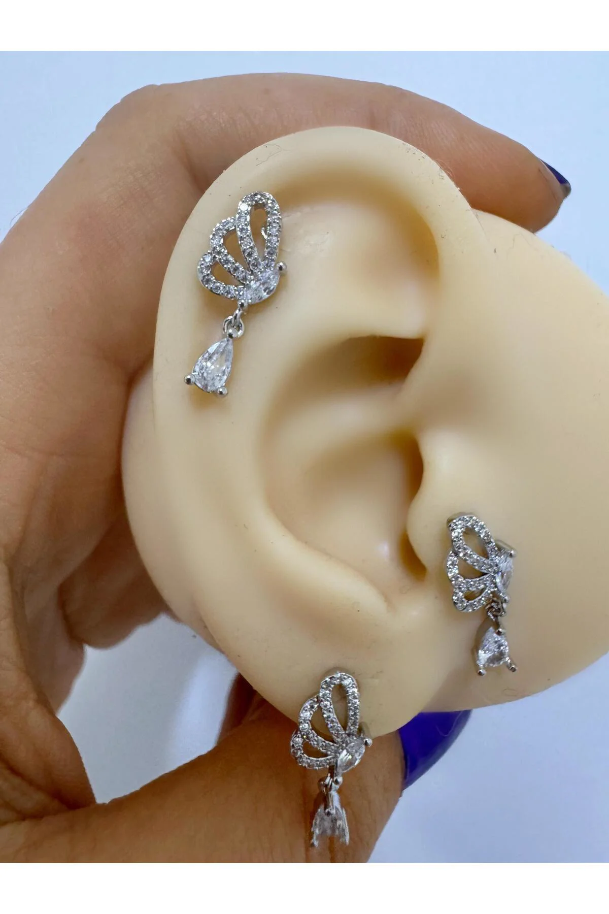 1 adet zirkon taşlı damla sallantılı sağ kulak uyumlu tragus kıkı