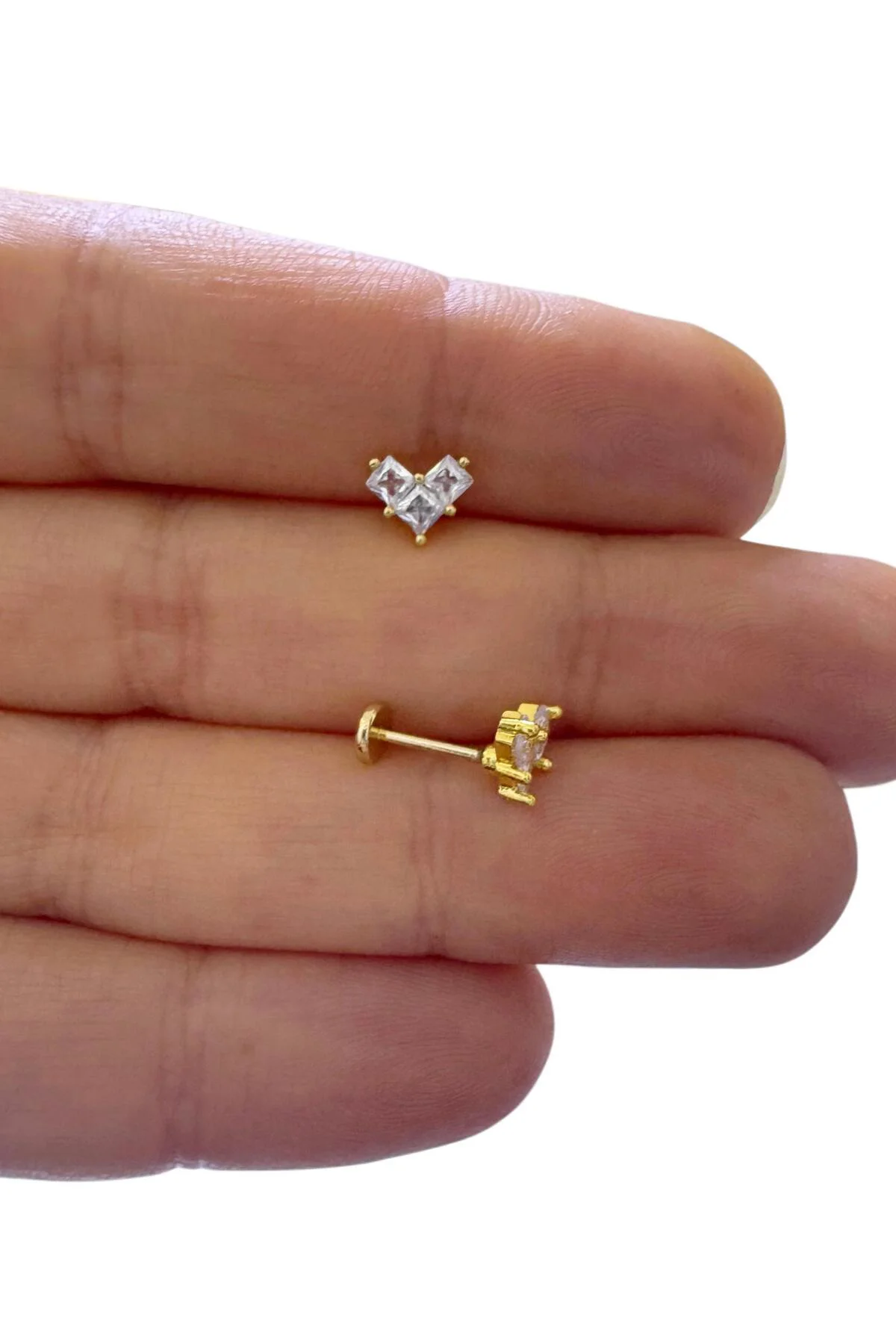1 ADET ZİRKON TAŞLI KALP TRAGUS HELİX KIKIRDAK LOBE UYUMLU PİERCİNG