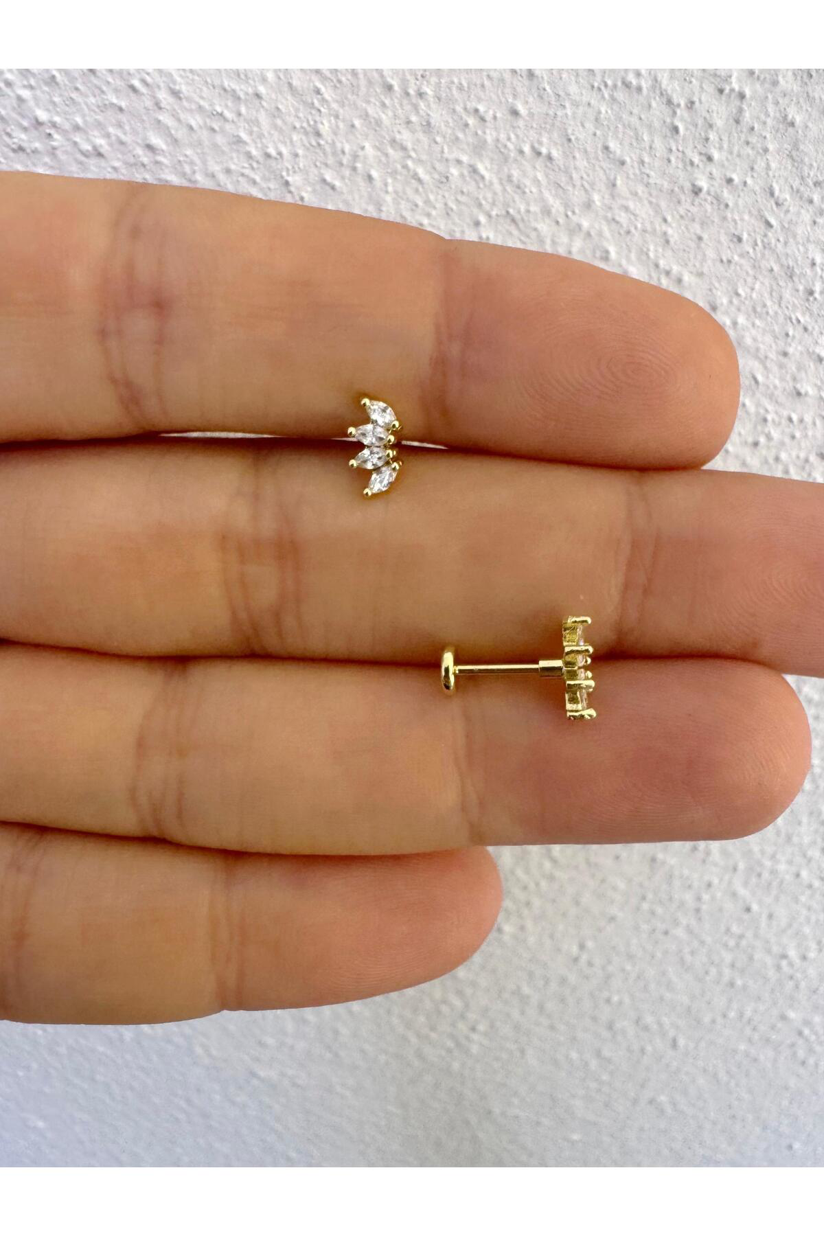 1 ADET ZİRKON TAŞLI ARKASI DÜZ ÖNDEN TAKMALI TRAGUS HELİX PİERCİN 1 ADET ZİRKON TAŞLI ARKASI DÜZ ÖNDEN TAKMALI TRAGUS HELİX PİERCİN