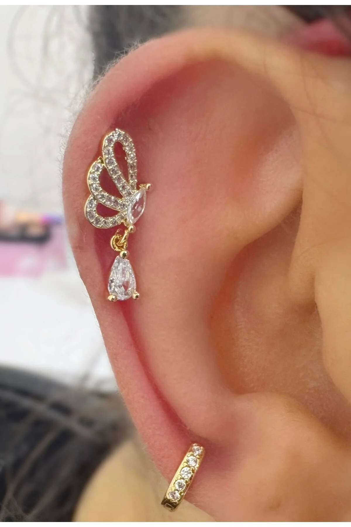 1 adet zirkon taşlı damla sallantılı sağ kulak uyumlu tragus kıkırdak helix lobe piercing küpe Fiyatı, Yorumları ve Özellikleri