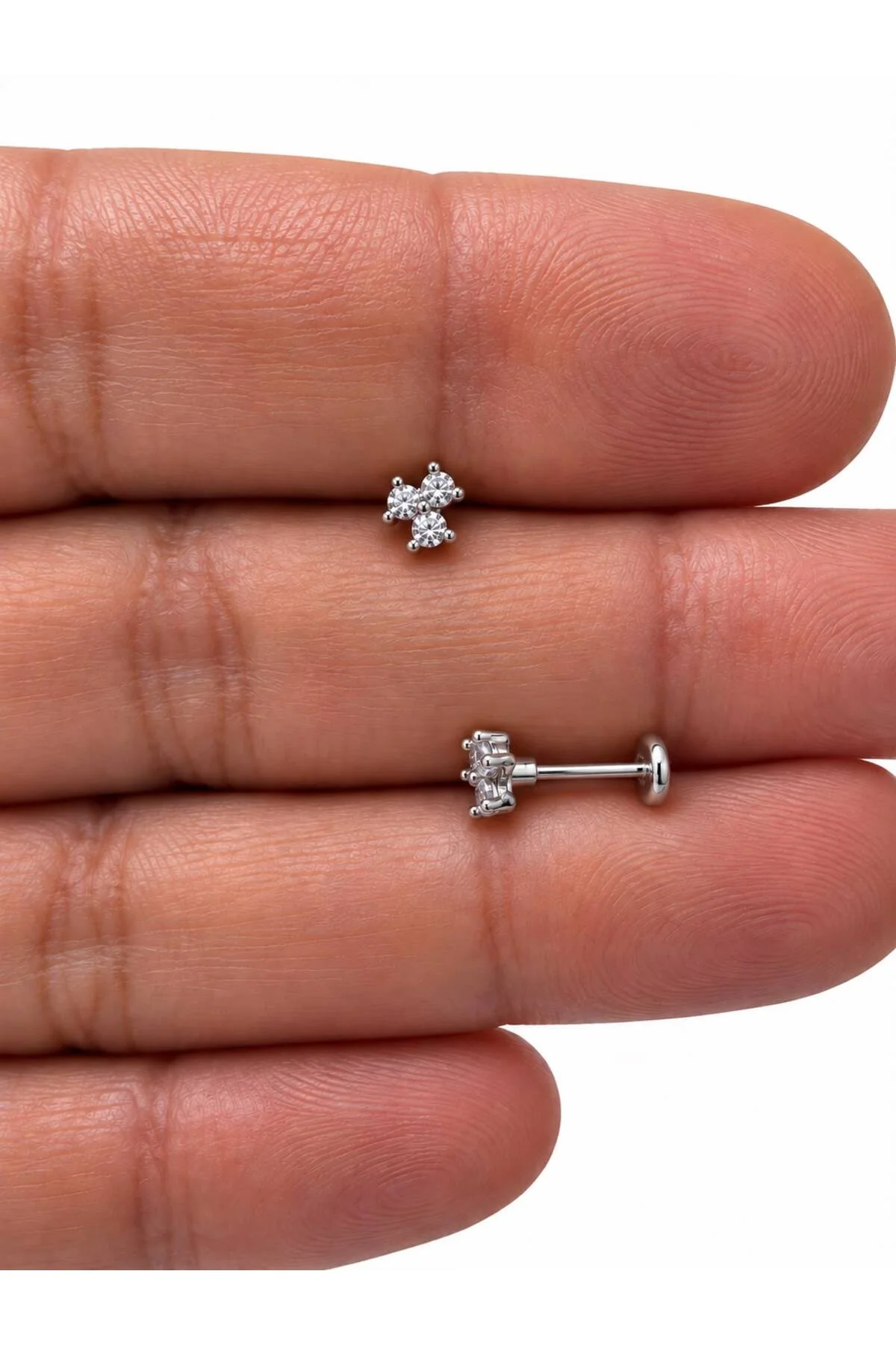 1 ADET ZİRKON TAŞLI TRAGUS HELİX LOBE UYUMLU PİERCİNG 1 ADET ZİRKON TAŞLI TRAGUS HELİX LOBE UYUMLU PİERCİNG - Görsel 4
