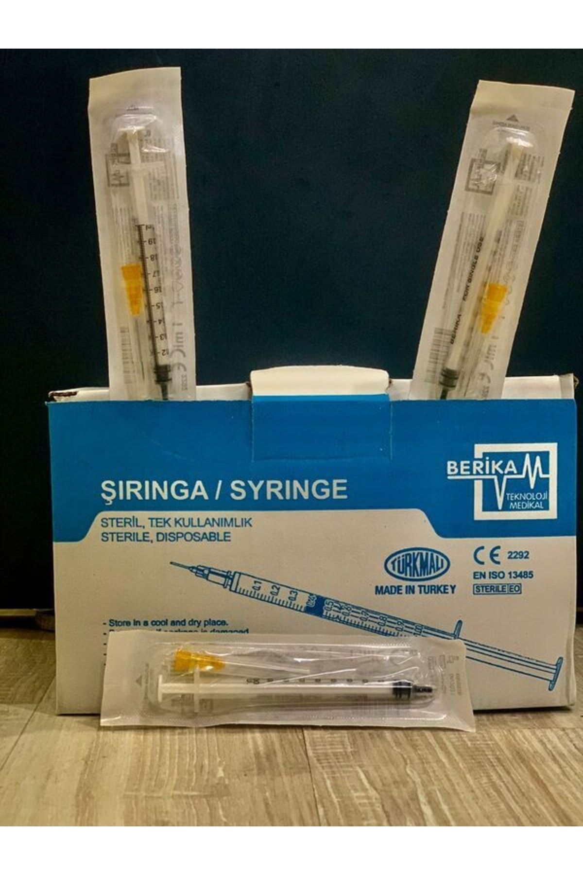 Berika 1 Cc Enjektör İğneli Turuncu Uç 25G 0,50X25mm 100 Adet