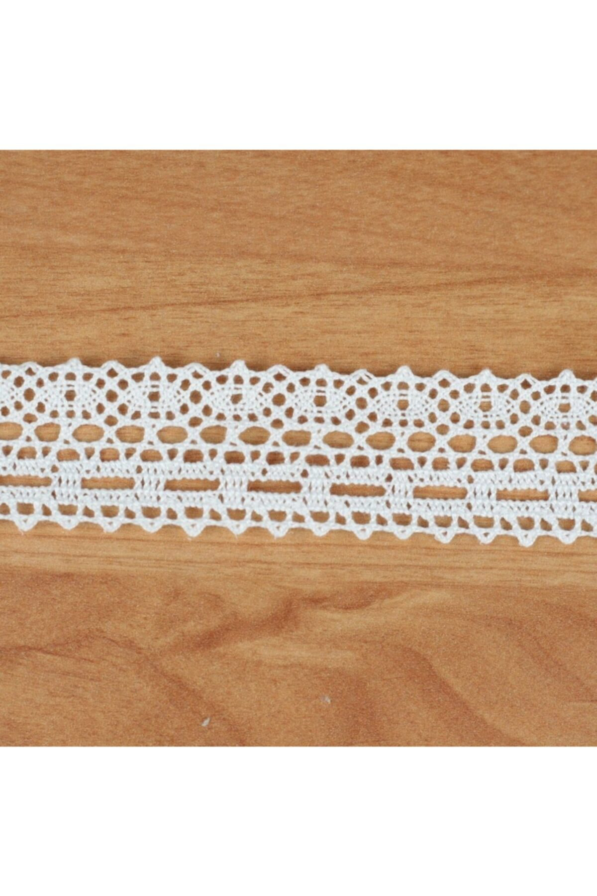 Tuhafiyecimiz 10 Metre Krem Kenar Beyaz Pamuk Dantel 30Mm (P161)