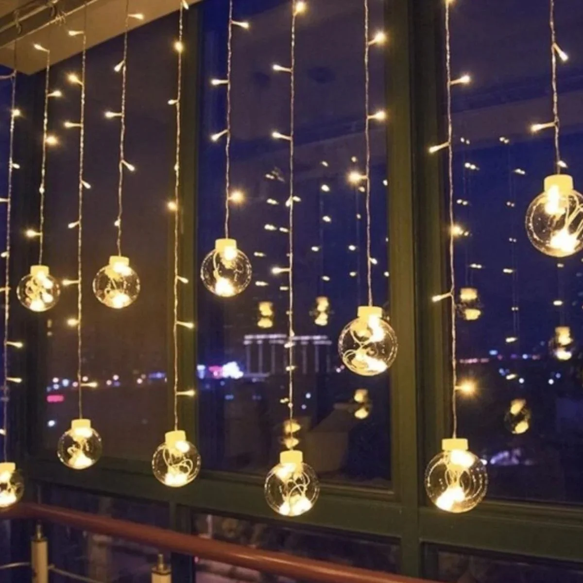 10 Sarkıtlı Kumandalı Dekoratif Top İçi Mini Toplu LED Günışığı Rengi Dekoratif Aydınlatma 10 Sarkıtlı Kumandalı Dekoratif Top İçi Mini Toplu LED Günışığı Rengi Dekoratif Aydınlatma