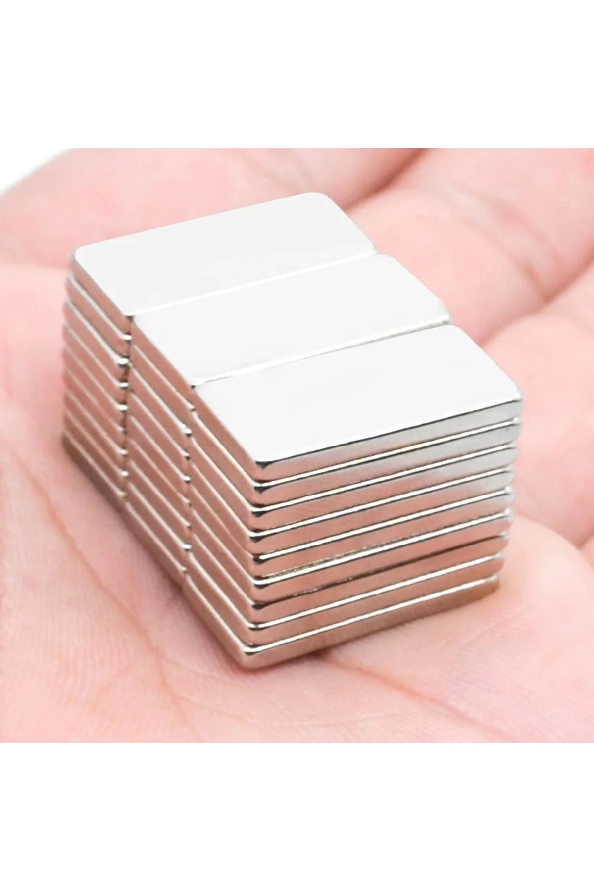 100 Adet 20x10x2 Mm Neodyum Mıknatıs Köşeli Magnet N35 Nikel Kapl 100 Adet 20x10x2 Mm Neodyum Mıknatıs Köşeli Magnet N35 Nikel Kapl