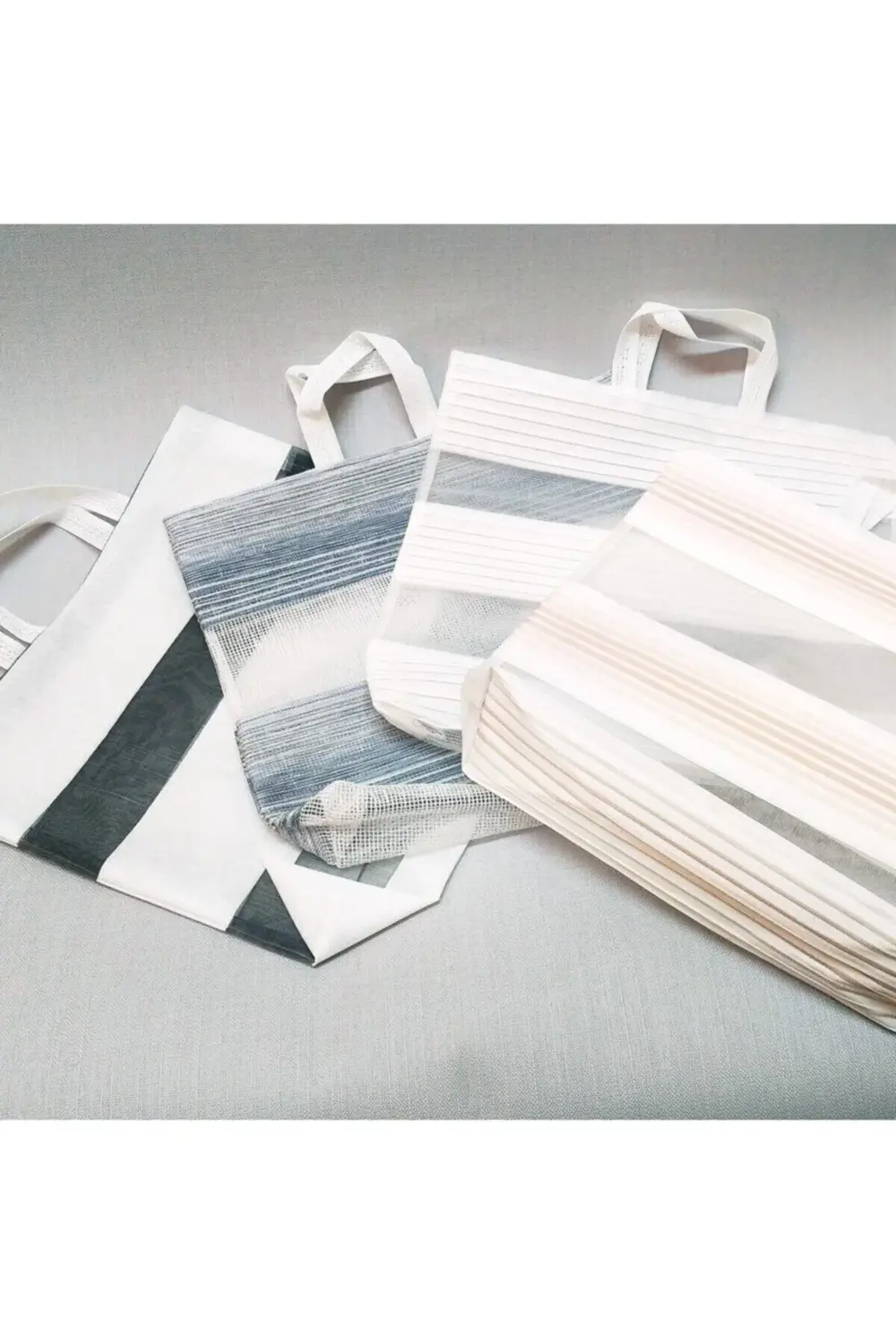 100 Adet Trend Boy Zebra Stor Eczane Çantası Karışık Renklerde