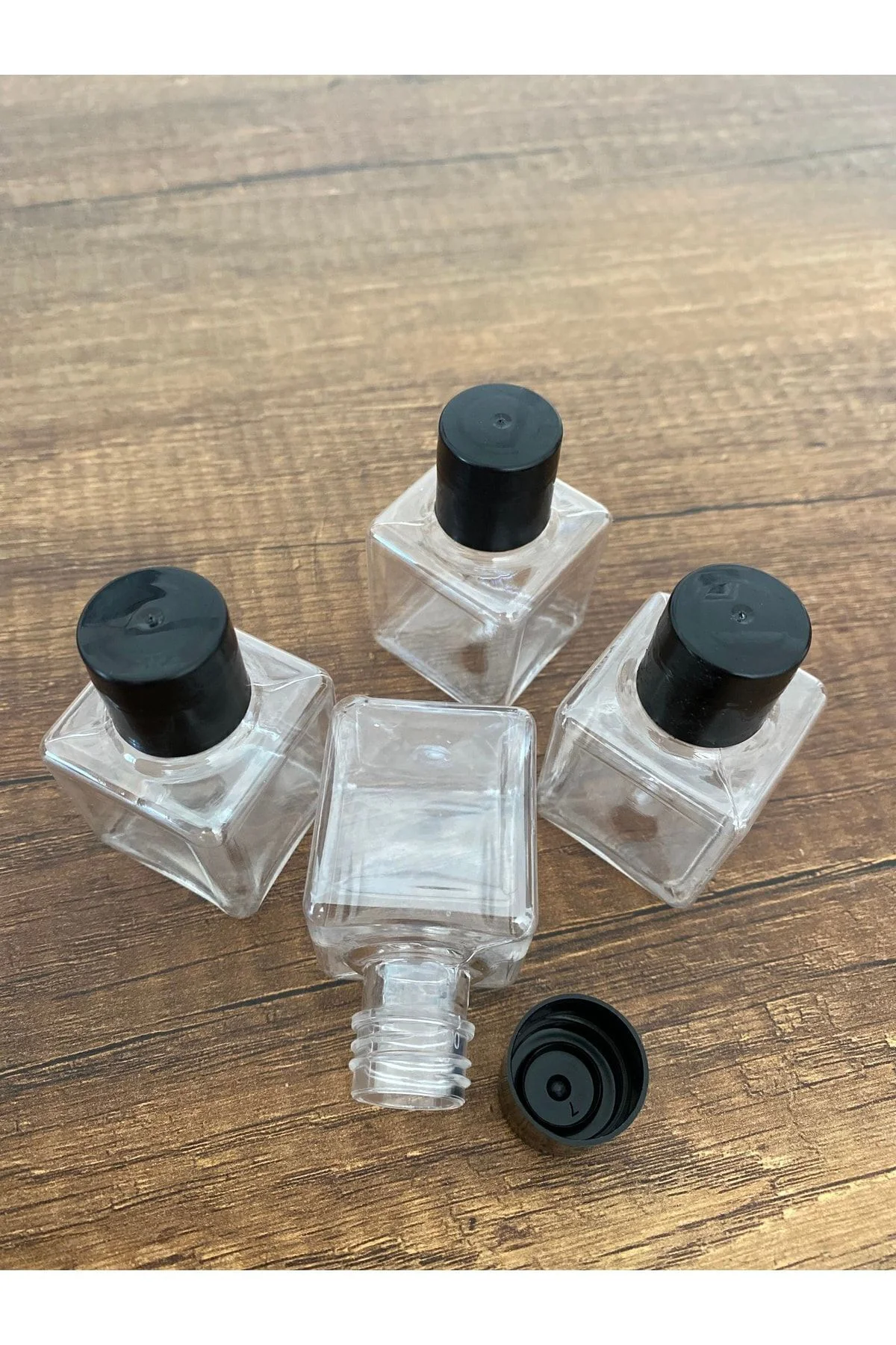 100 Adet Us-7 Kapaklı Boş Şişe 35 Ml Dekoratif Şampuan Şişesi