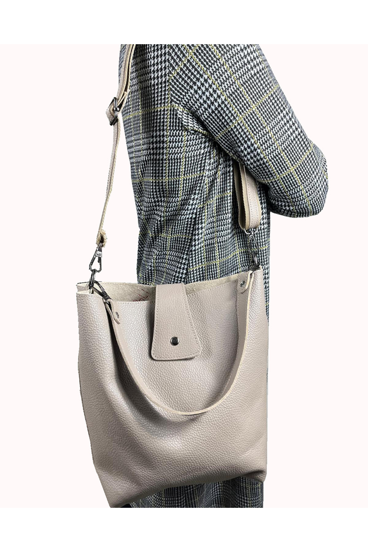 Hbs 100& Gerçek Deri Uzun Askili Omuz Çantasi