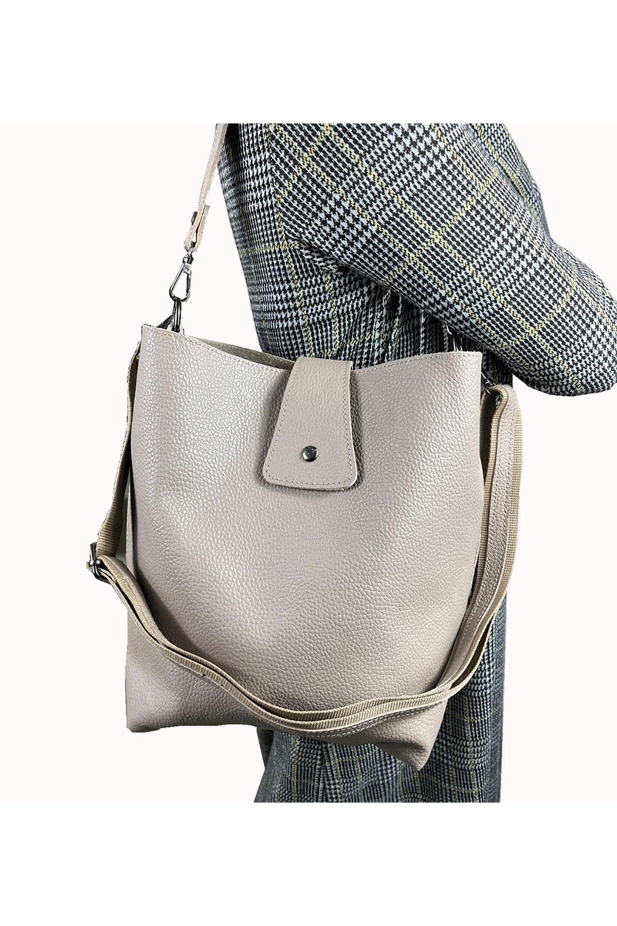 Hbs 100& Gerçek Deri Uzun Askili Omuz Çantasi