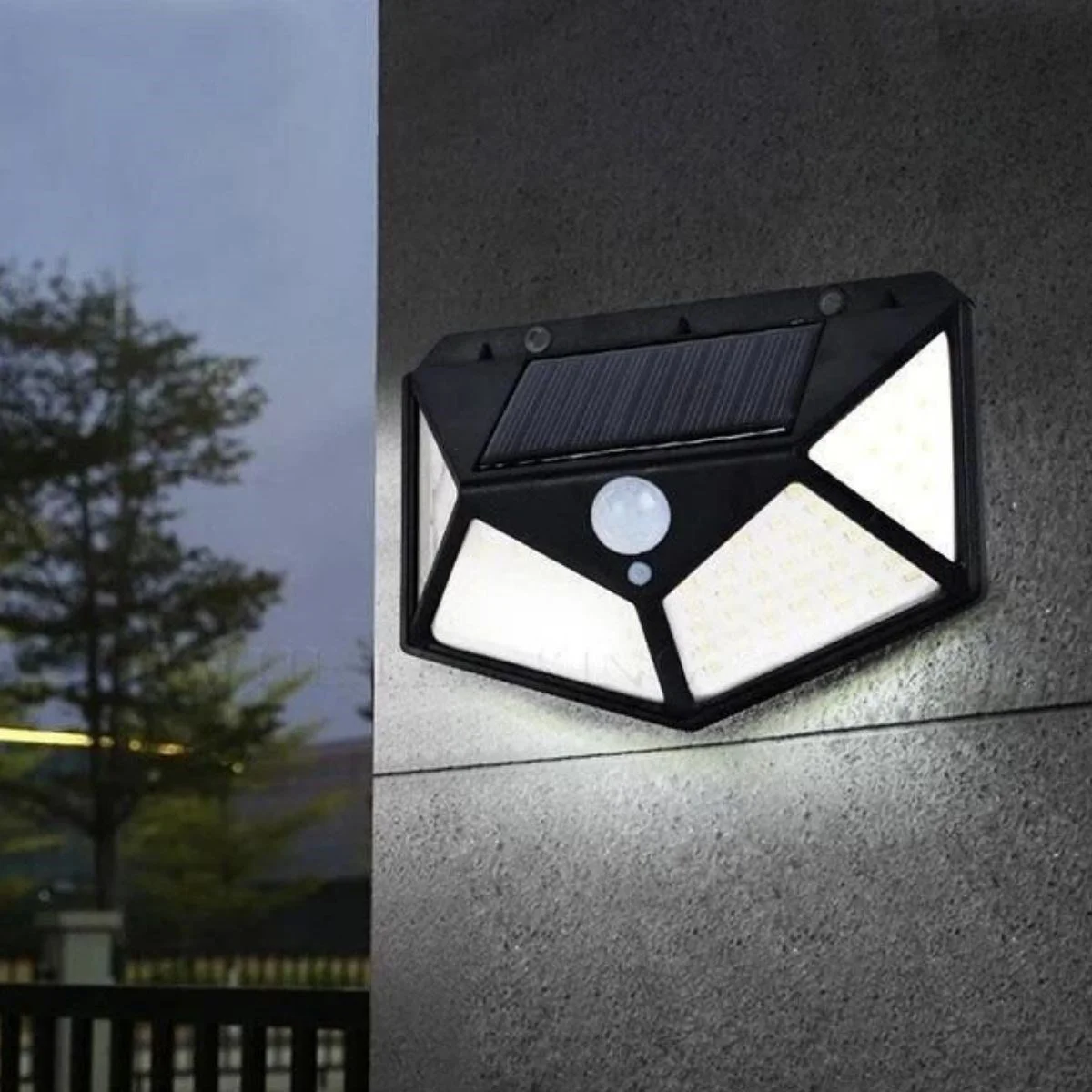 100 Ledli 3 Farklı Aydınlatma Ayarlı Solar Güneş Enerjili Hareket Sensörlü Bahçe Duvar Lambası 100 Ledli 3 Farklı Aydınlatma Ayarlı Solar Güneş Enerjili Hareket Sensörlü Bahçe Duvar Lambası Fiyatı, Yorumları ve Özellikleri