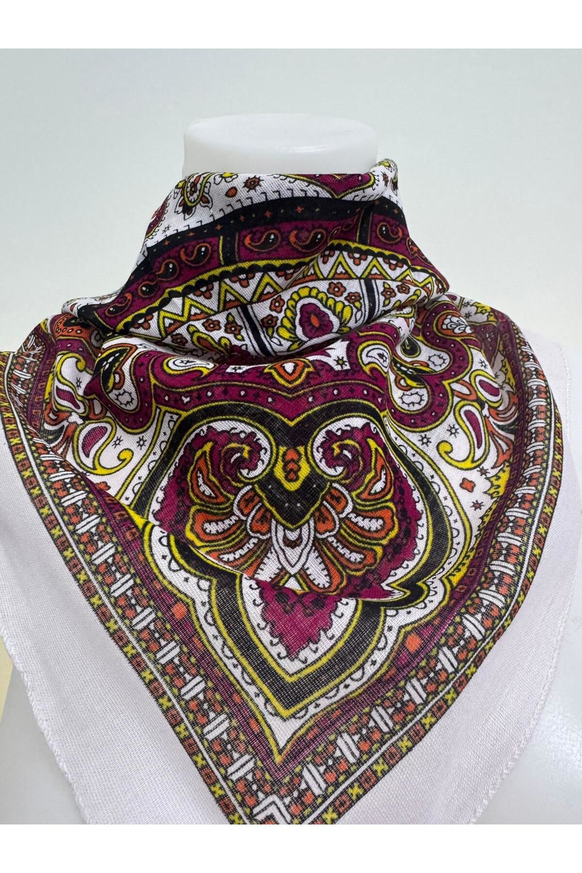 Arestokaaksesuar %100 Pamuklu Ekstra Yumuşak Etnik Desenli Unisex Bandana