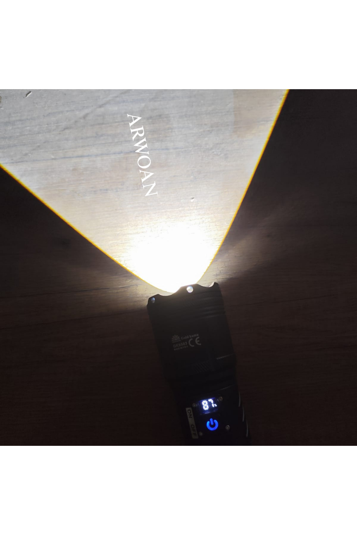 100W LED El Feneri 2200 Metre Aydınlatma, 28 Saat Çalışma Süresi