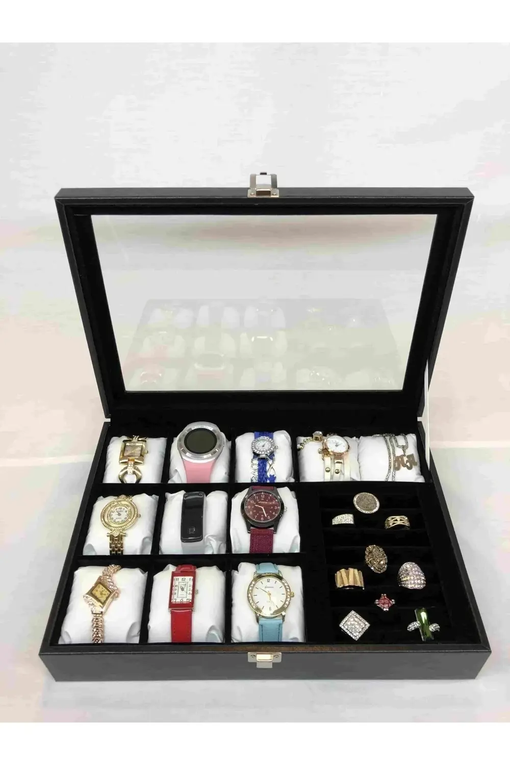 11 Adet Kol Saati Ve Ziynet Eşyası Yüzük Kolye Bileklik Kutusu De