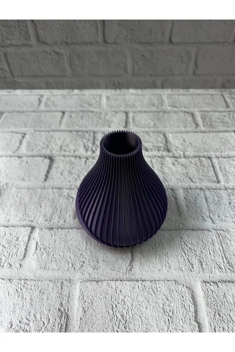 11 cm Mor Minimal Çizgili Vazo Masa Üstü Şık Dekor Objesi