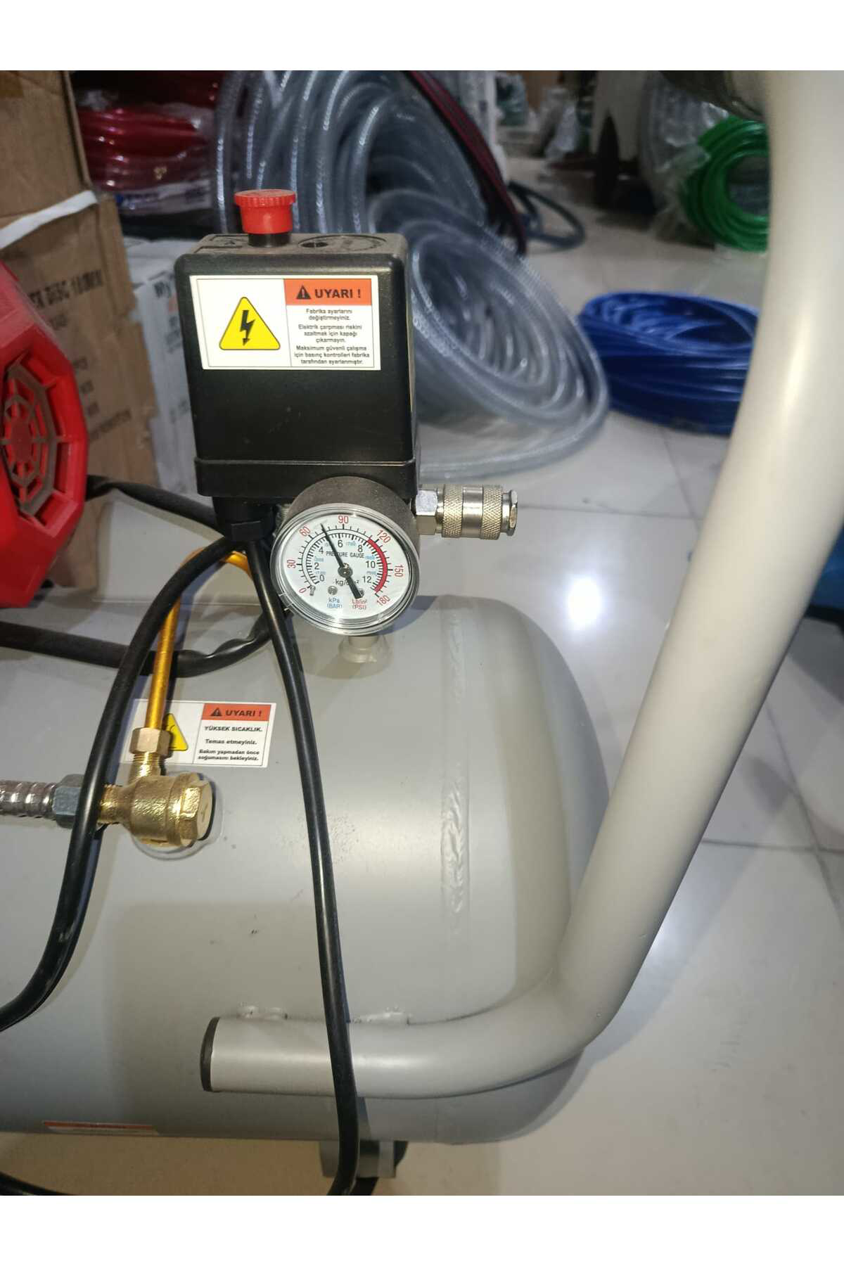 1154 50 Litre Yağsız Sessiz Hava Kompresörü 2 Hp