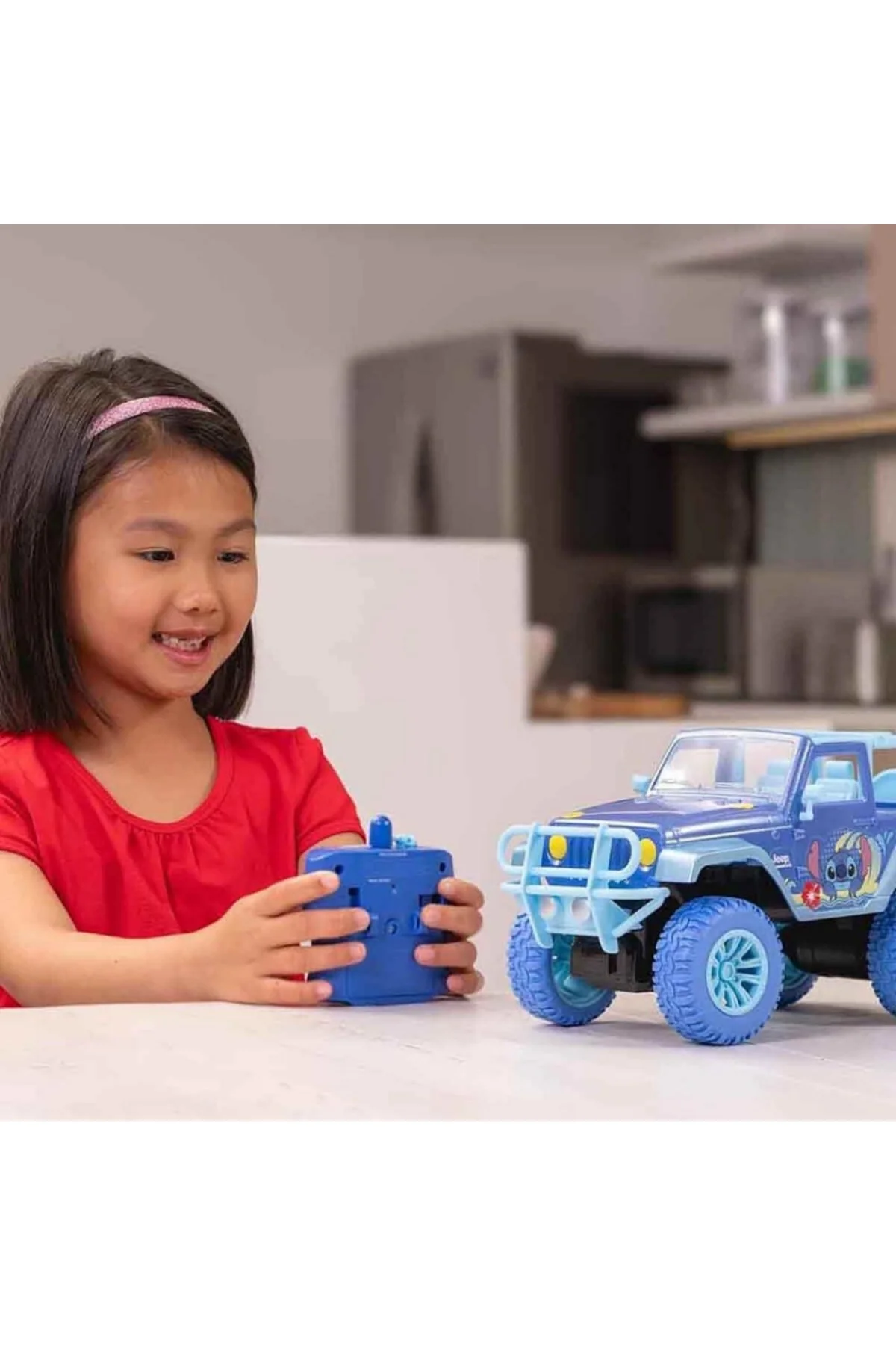 1:16 Stitch Uzaktan Kumandalı Jeep