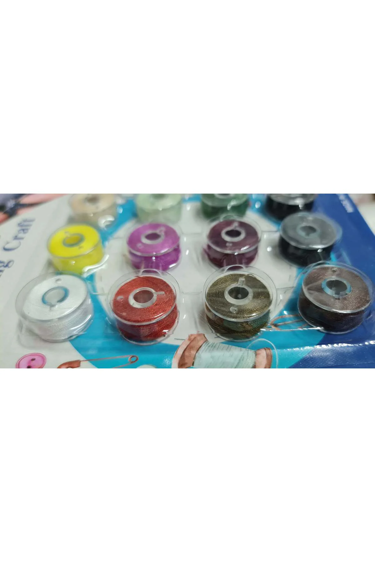 12 Adet Renkli İpiyle Ev Tipi Makineler İçin Plastik Masura