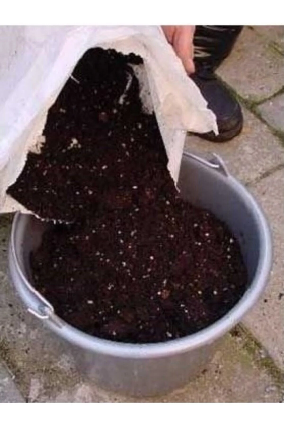 12 Litre Bitki Köklendirme Torfu + Hediye Üzüm Fidanı Tohumları