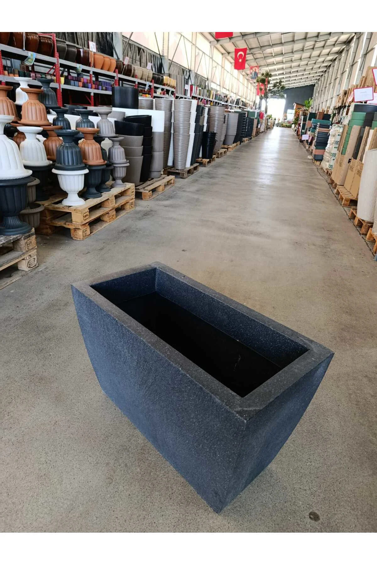 120 Litre Uzun Dikdörtgen Fiberglas Saksı