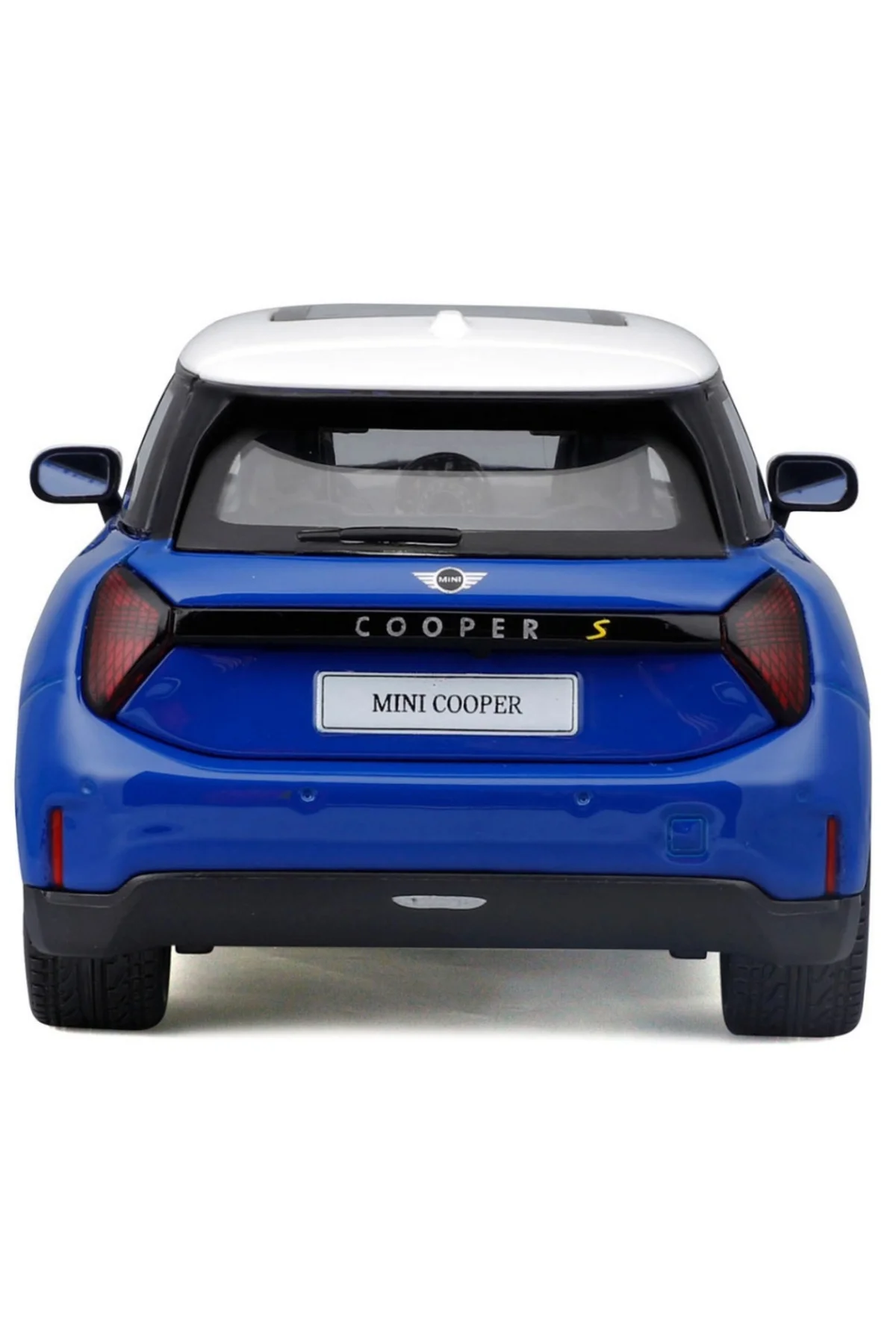 1/24 Mini Cooper SE J01