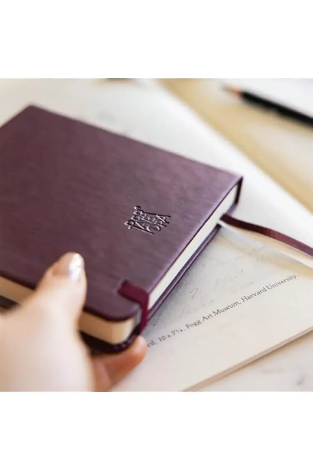 12x12 cm Sert Kapak 80 Yaprak 140 gr. Eskiz Defteri - Book - Bord