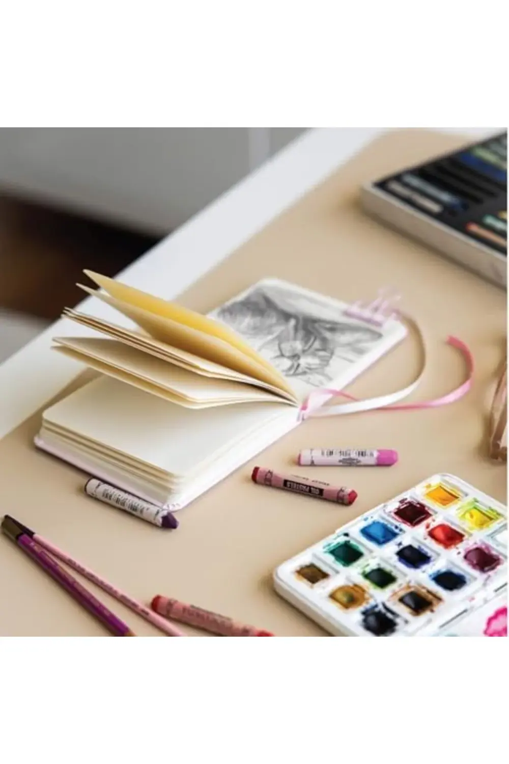 12x12 cm Sert Kapak 80 Yaprak 140 gr. Eskiz Defteri - Book - Pemb