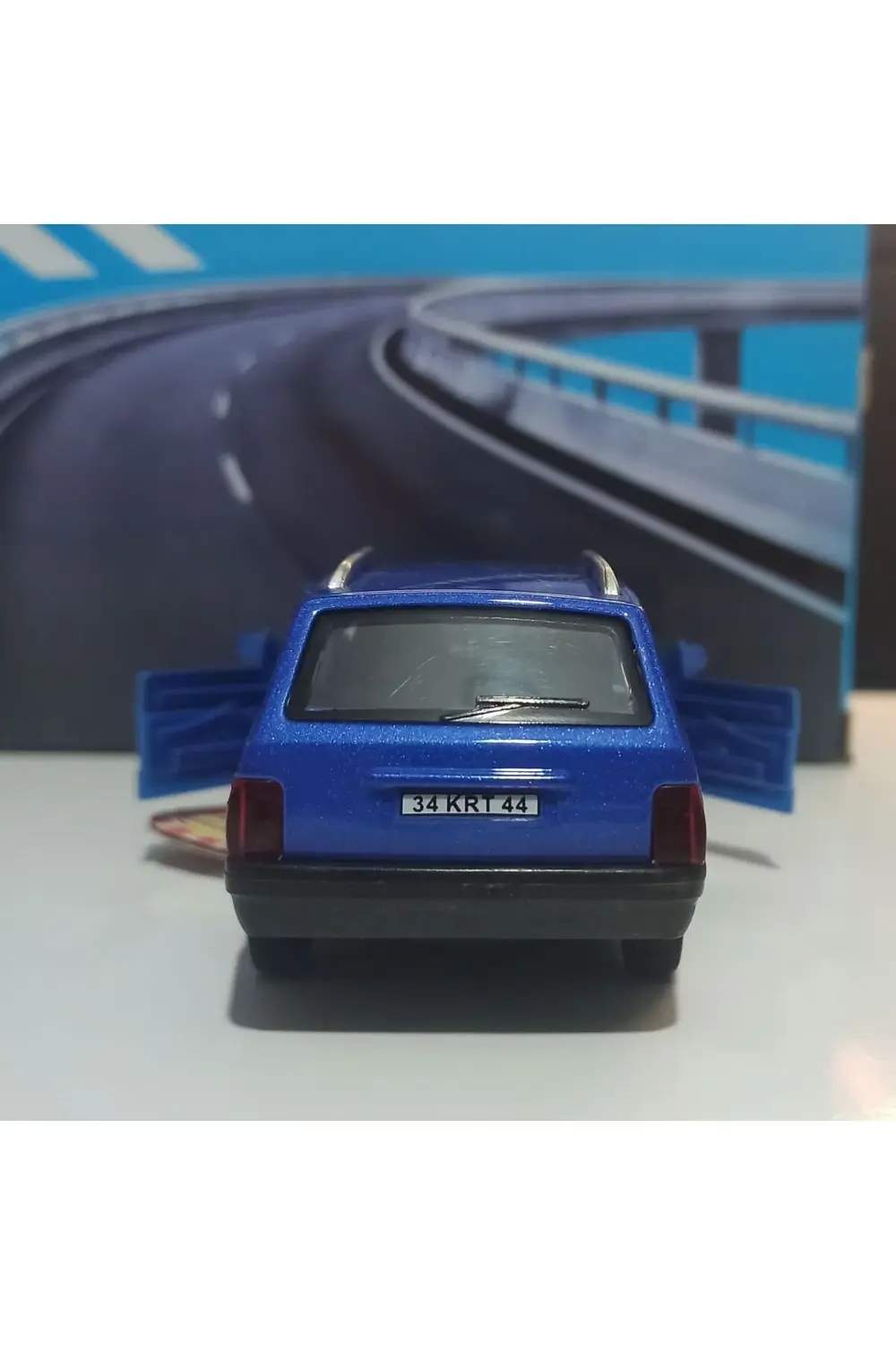 1:36 mavi KARTAL SESLİ IŞIKLI