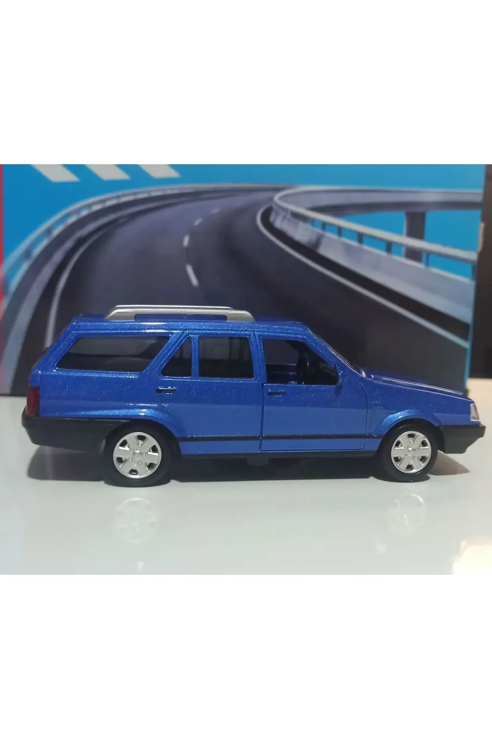 1:36 mavi KARTAL SESLİ IŞIKLI