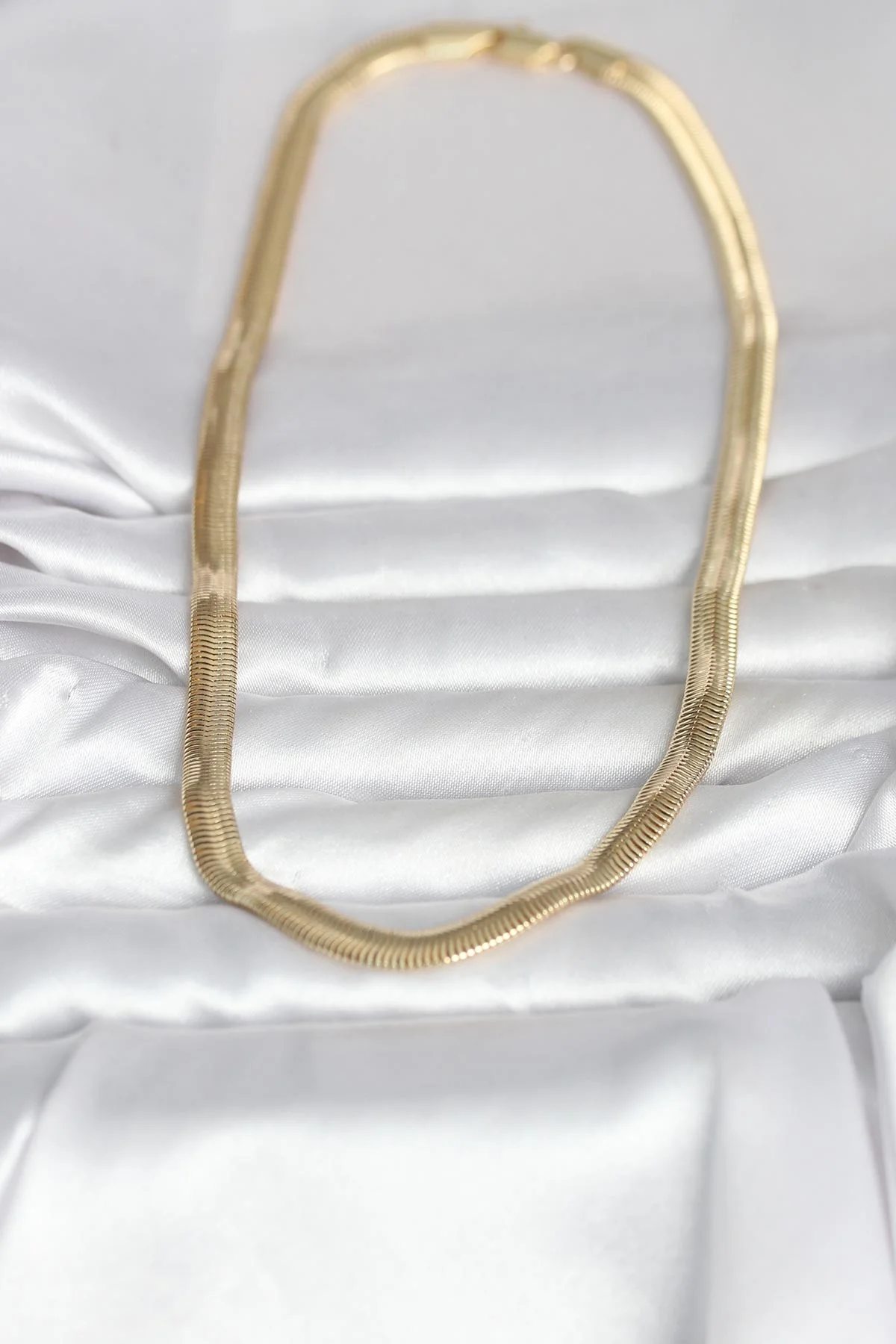 14K Gold Kalın Yassı Yılan Zincir Kolye 45 cm - Günlük, Klasik ve Spor Modelleri