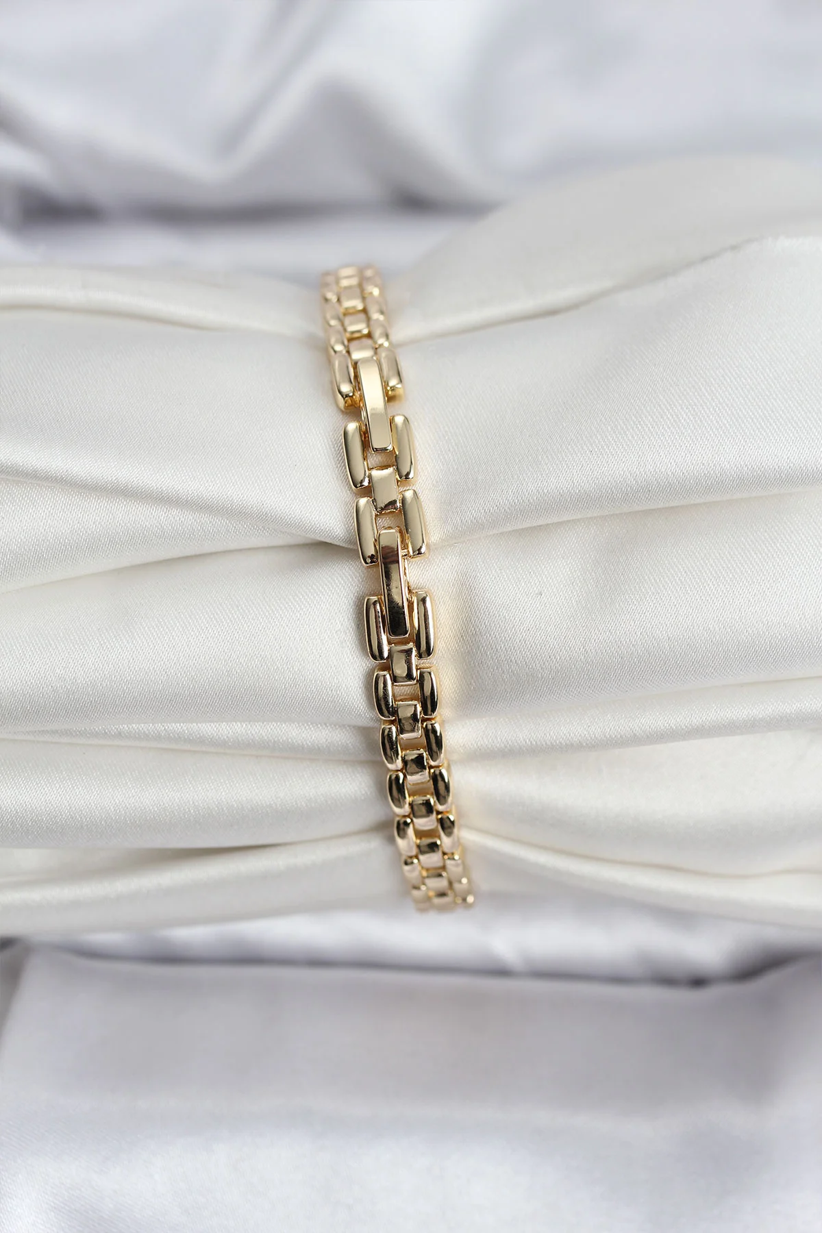 14K Gold Kaplama Zirkon Kare Taşlı Kadın Bilekliği - Günlük ve Spor Moda