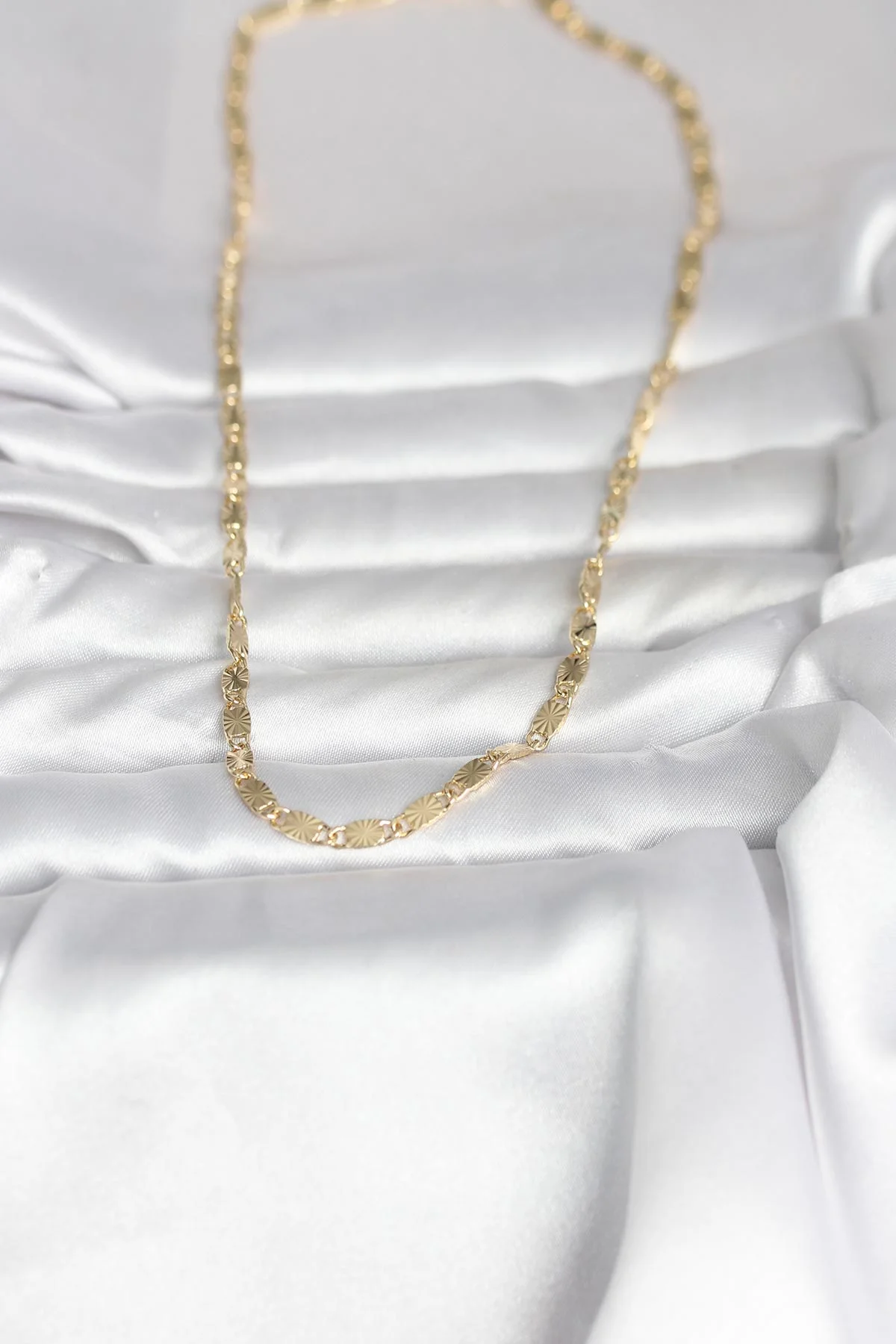 14K Gold Rengi Lazer Model Kadın Kolye 45 cm - Şık ve Parlak Abiye Takıları Fiyatı, Yorumları ve Özellikleri