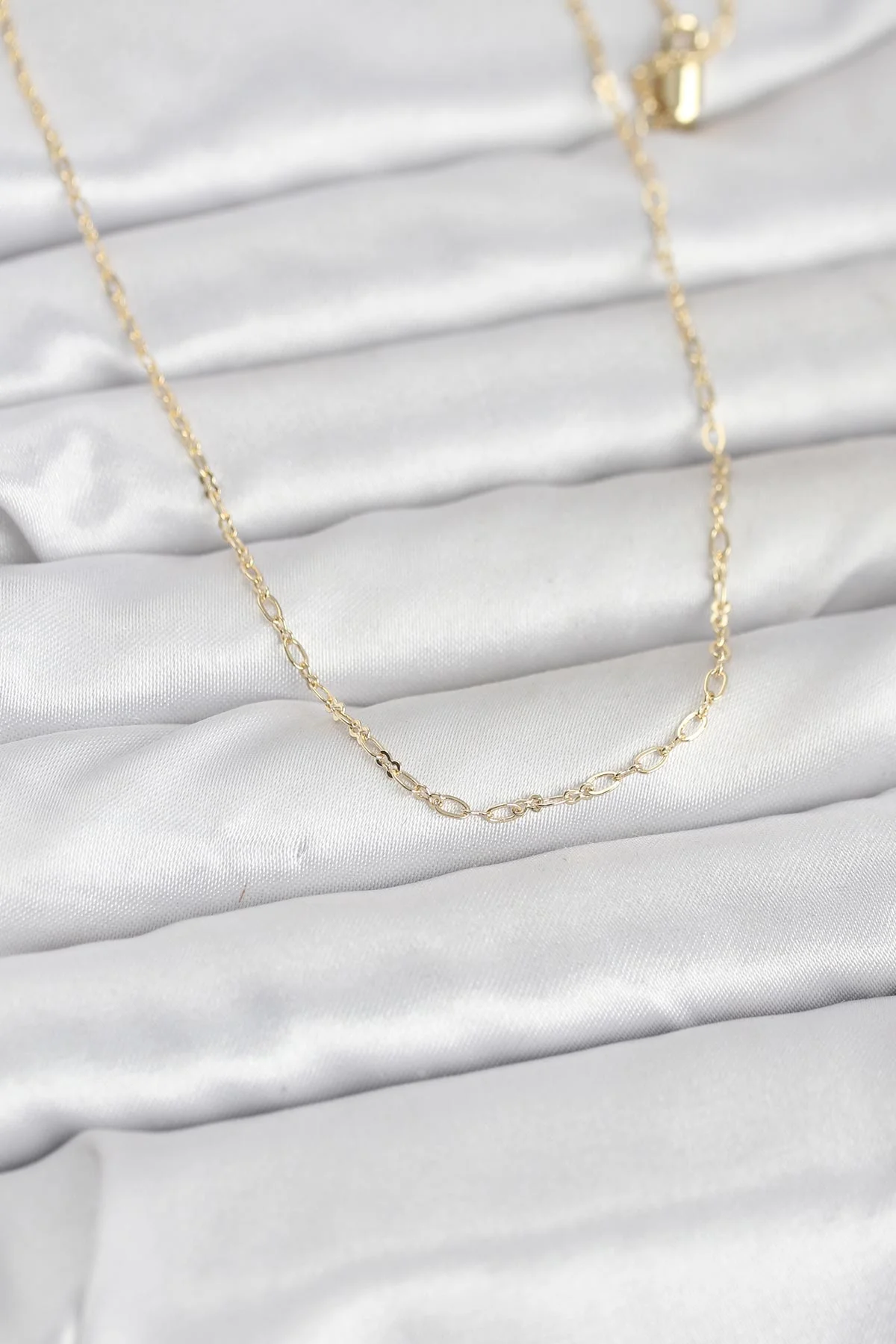 14K Gold Renk 60 cm Zincirli Kadın Kolye 5886 - Kaliteli Kaplama ve Günlük Kullanıma Uyumlu