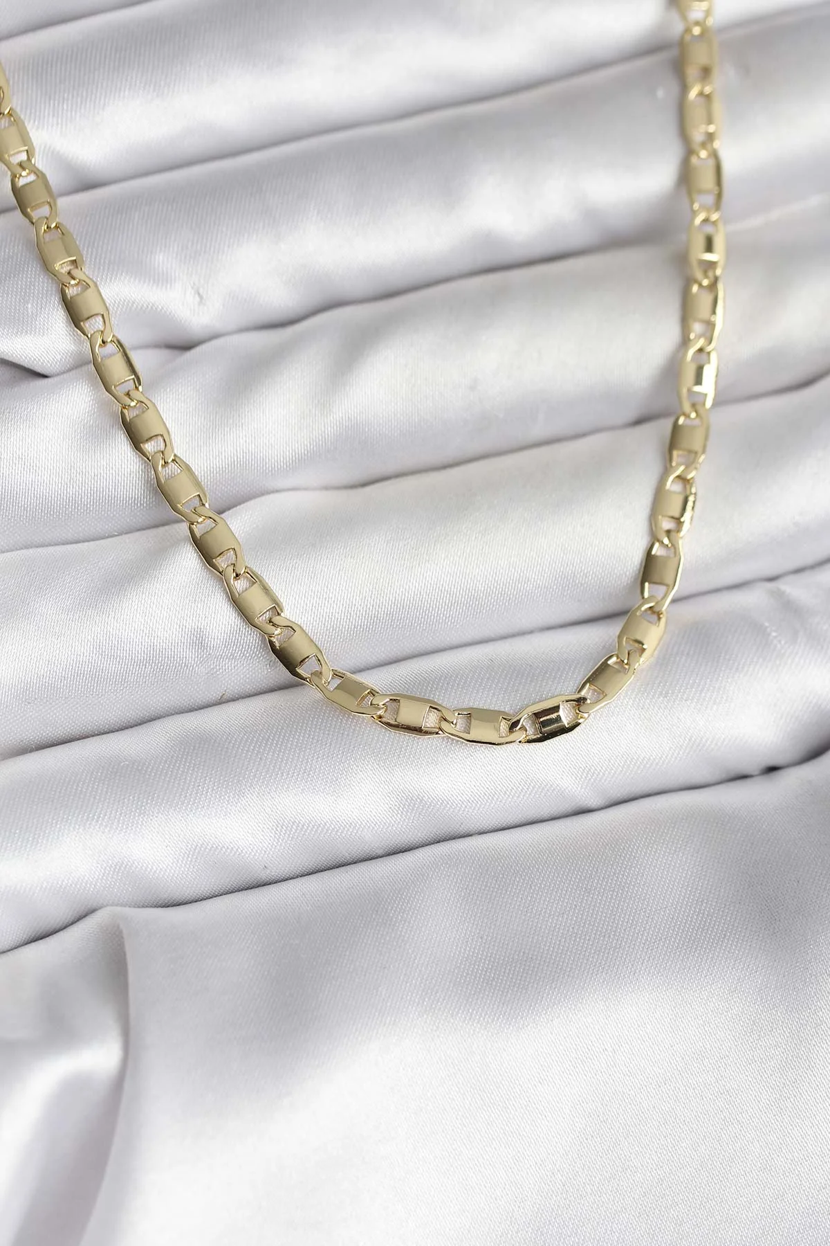 14K Gold Renk Kaplama Plaka Ezme Model Zincirli CM Kadın Kolye -1492