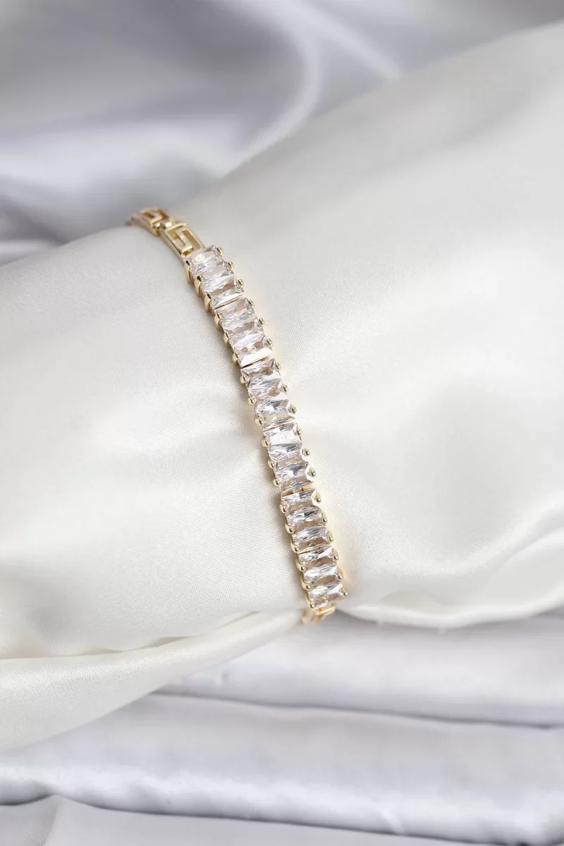 14K Gold Renk Kaplama Zirkon Taşlı Baget Model CM Kadın Bileklik - Lisinya