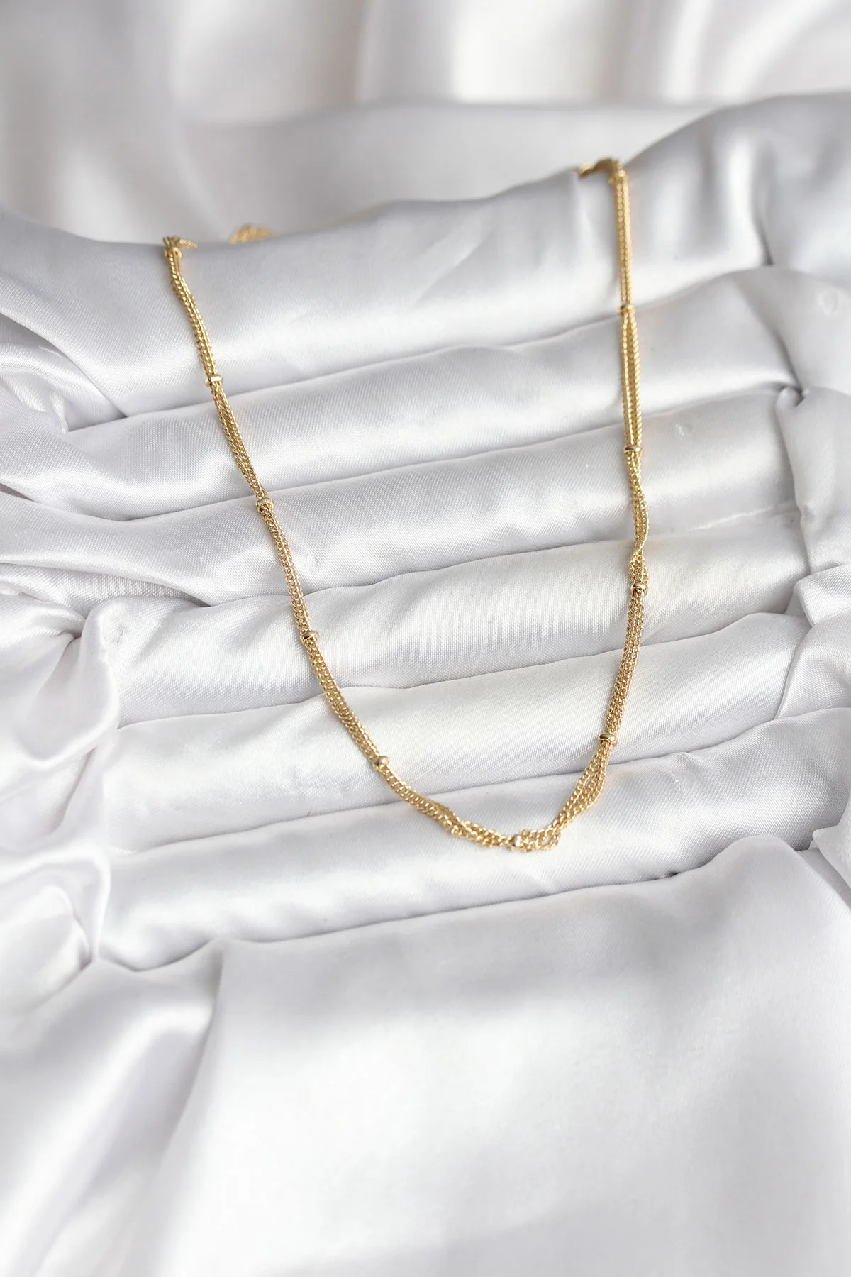 14K Gold Renk Kaplama Topçuk Zincirli Model CM Kadın Kolye -1492