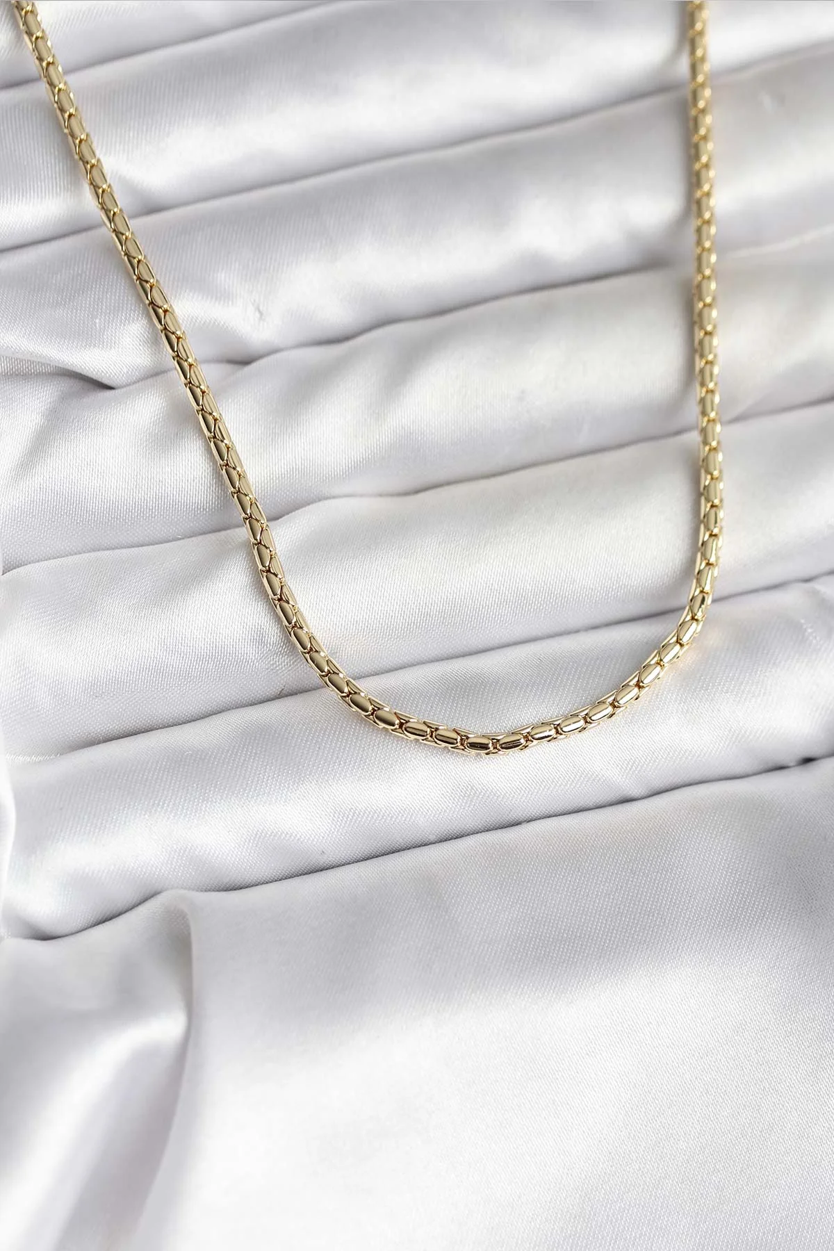 14K Gold Renk Kaplama Zincir Model CM Kadın Kolye 5886 - Günlük, Spor ve Klasik Şıklık