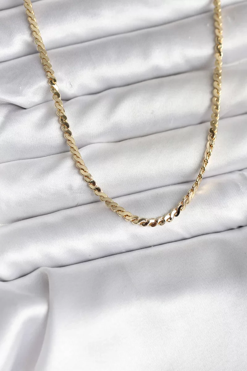 14K Gold Renk Kaplama Ezme Yılan Zincir Model CM Kadın Kolye - Lisinya