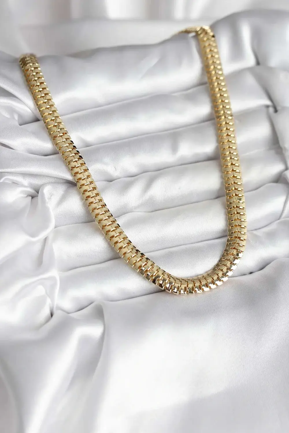 14K Gold Renk Kaplama Zincir Modelli CM Kadın Kolye